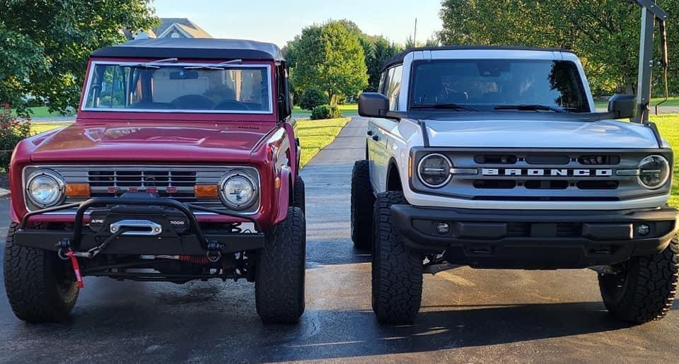 Jeep Gladiator Parked close to a new Bronco today. qf4n01rn39m71