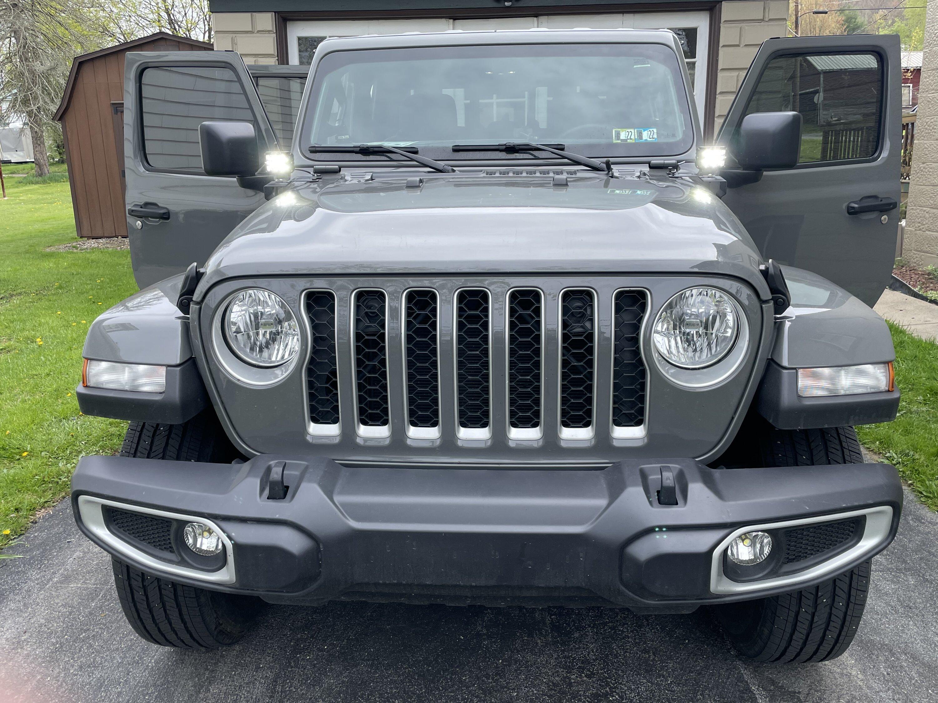 Jeep Gladiator Cowl lights E25BF2B5-2659-4A70-954C-82C8E2F01DB4