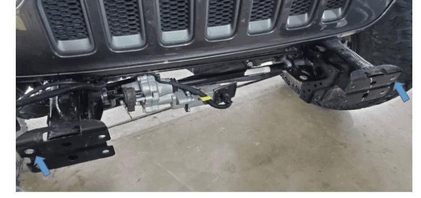 Jeep Gladiator Are front frame horns boxed or do I have access to this trim hole? ( after front bumper and mounts removal)? 1662333550247