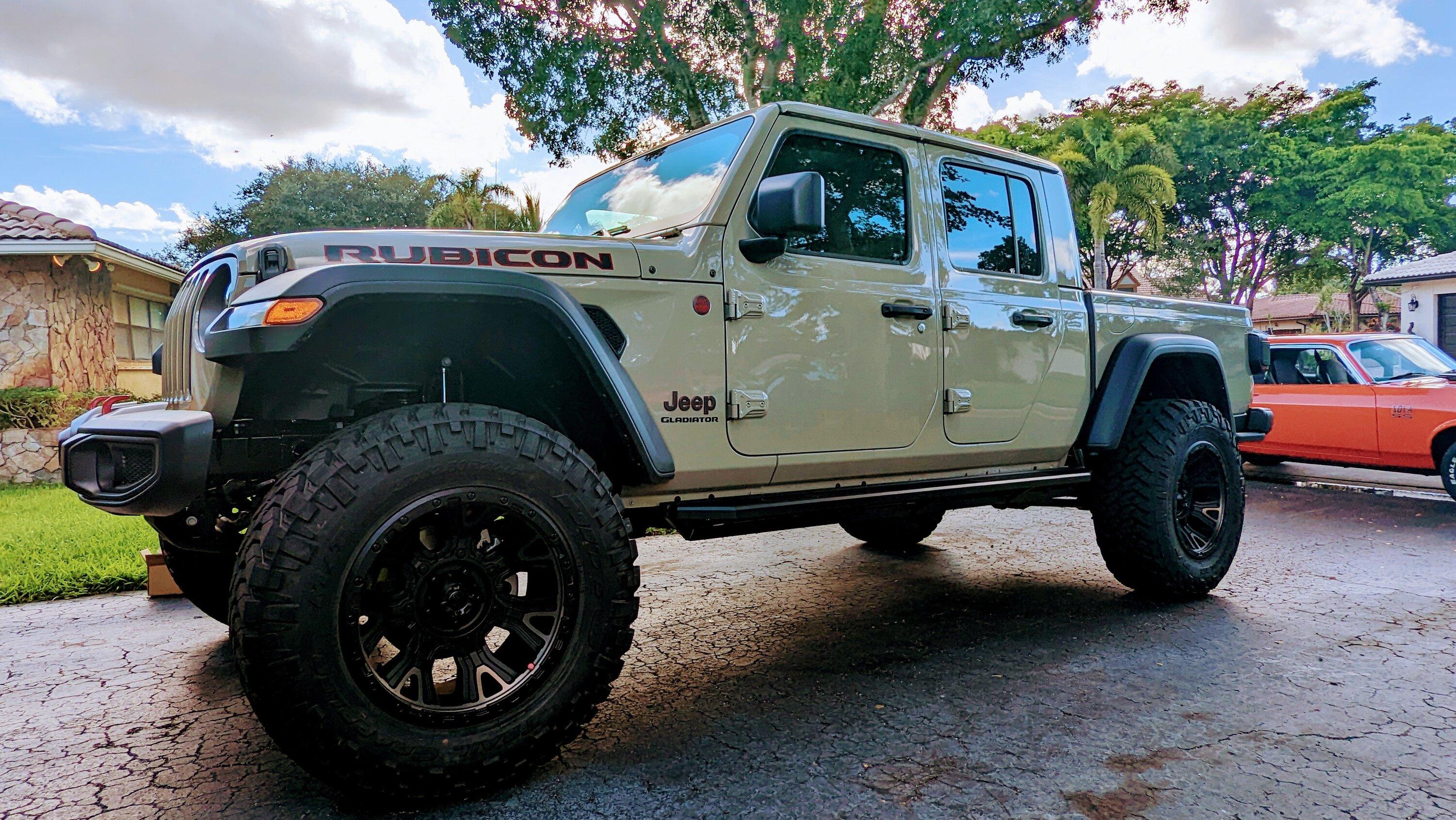 Jeep Gladiator 2022 Gobi Rubicon Build PXL_20220904_211830241