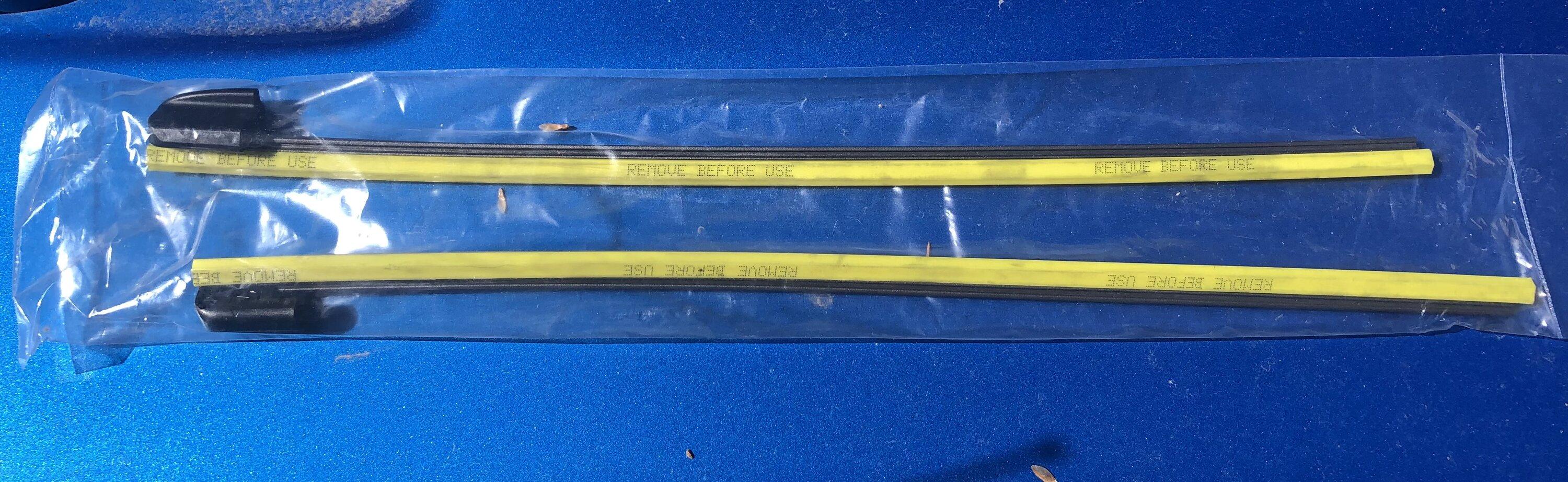 Jeep Gladiator Mopar Performance Windshield Wipers w/ Built-In Washer Jets Released For Jeep Gladiator IMG_E7516.JPG