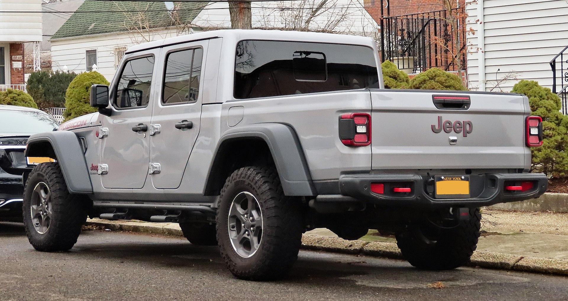 Jeep Gladiator Mojave from F150? 1920px-2020_Jeep_Gladiator_Rubicon,_rear_2.1.20