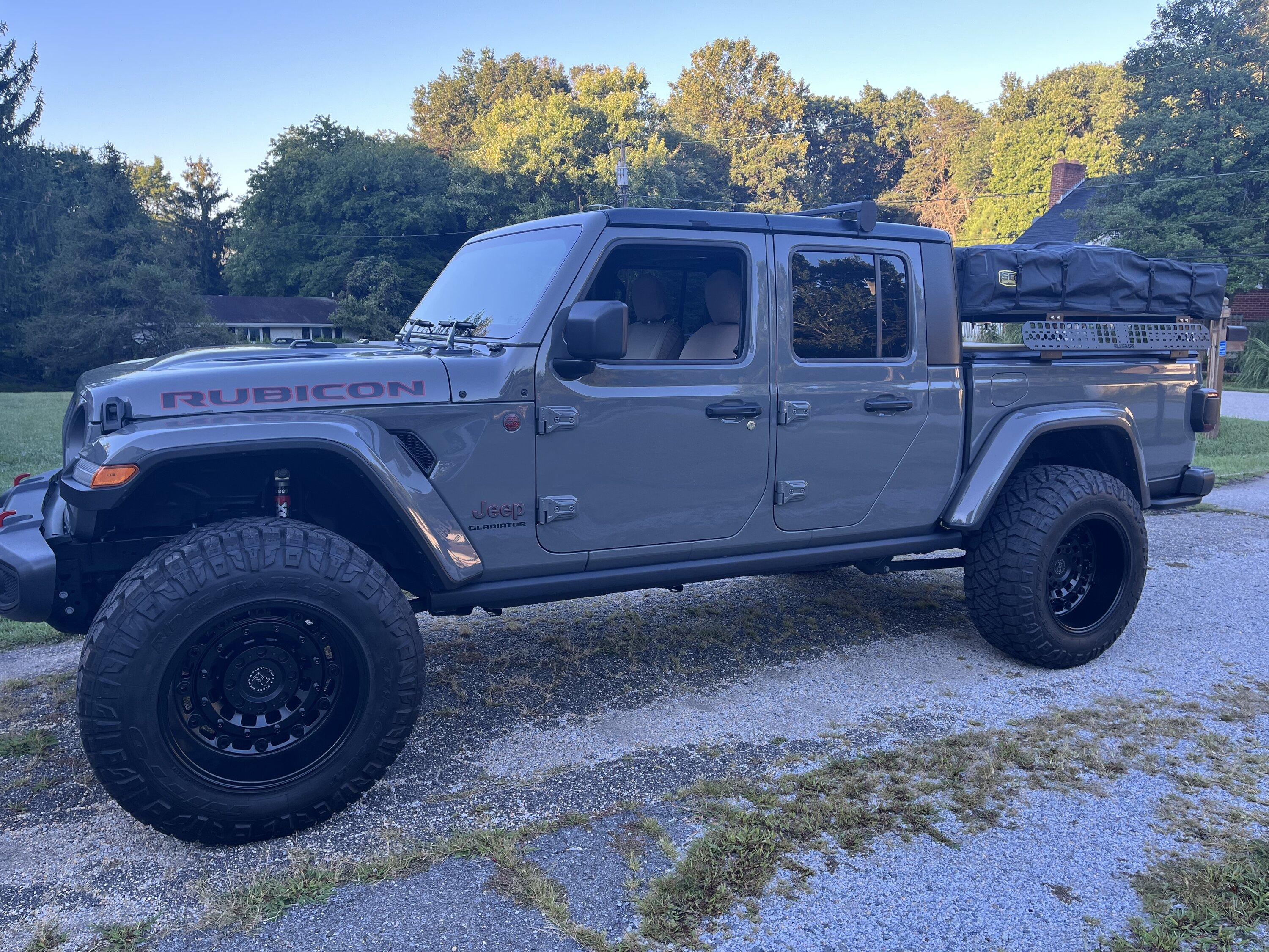 Jeep Gladiator Smittybilt gen.2 rtt/Billie bars setup C1720DE1-EBA4-4EE9-9244-8E91560D386F