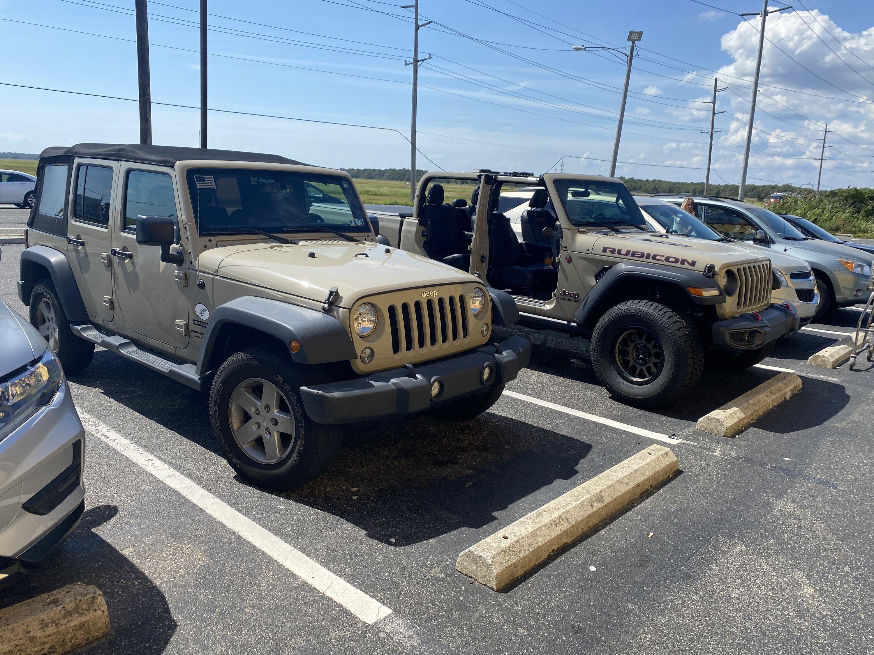 Jeep Gladiator GOBI Gladiator JT Club 52AD584B-180C-4FF0-B07B-E307C707DFCA