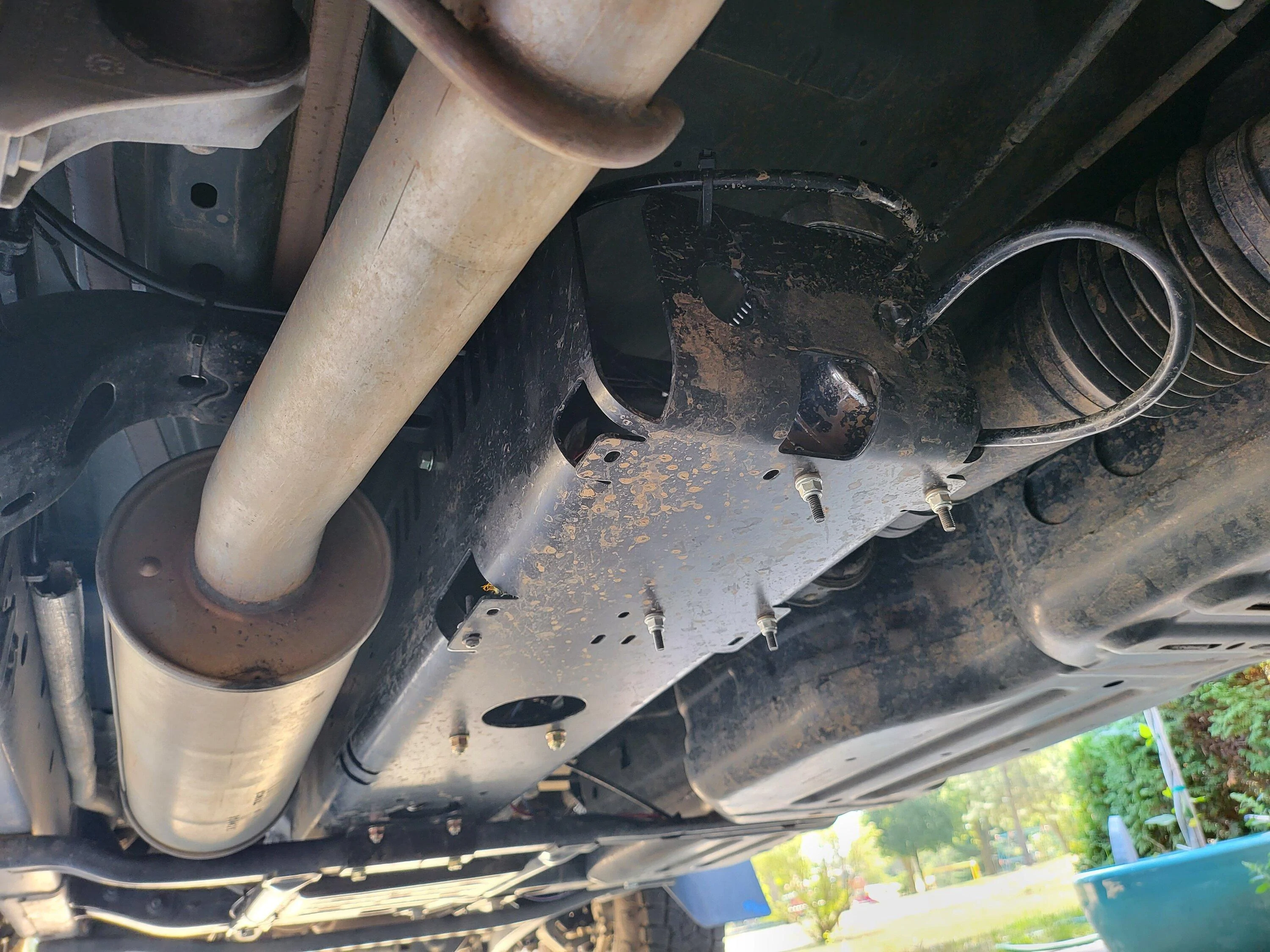 Jeep Gladiator Just got an air horn installed 20220906_113138
