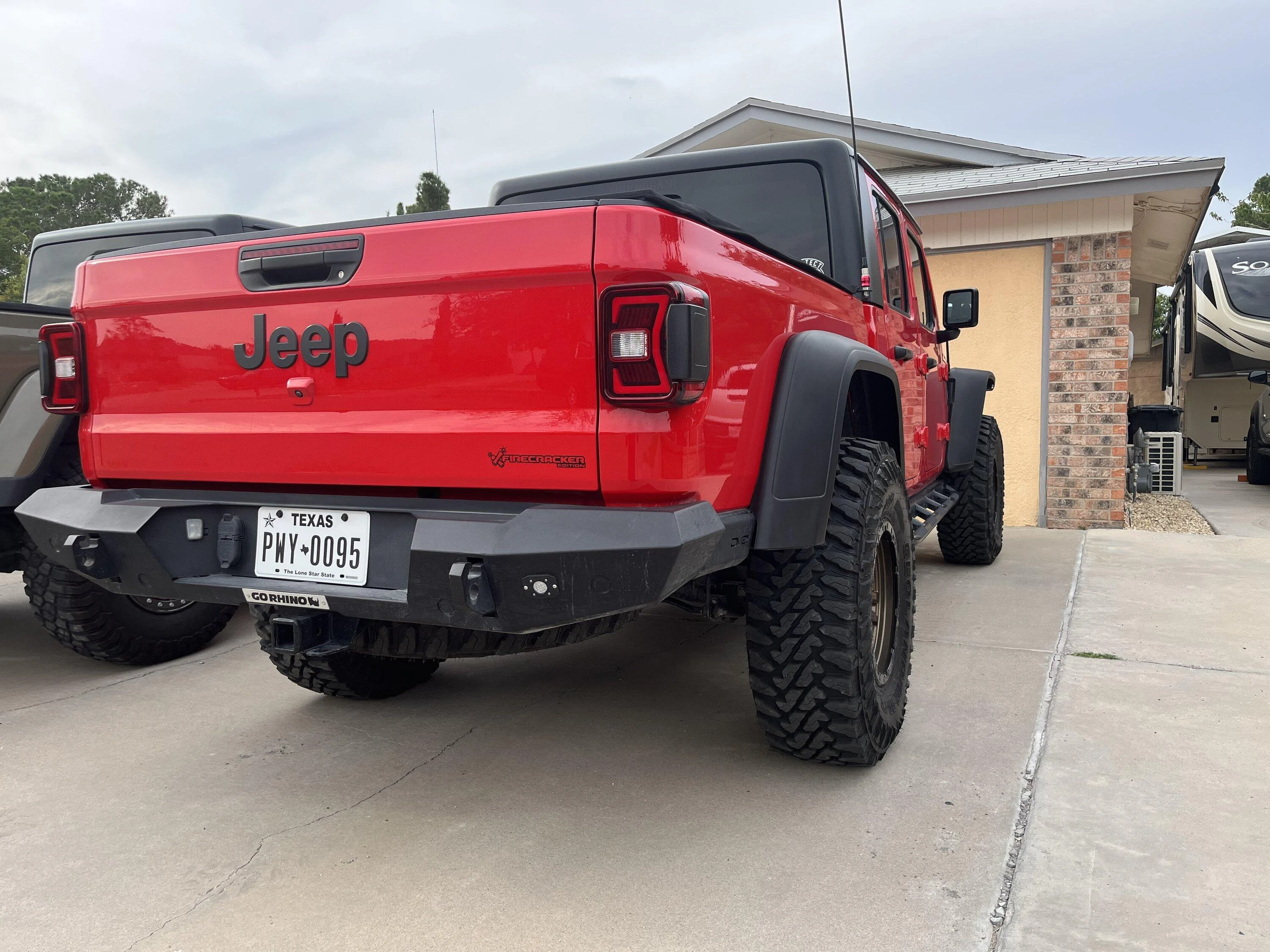 Jeep Gladiator Rugged Ridge Max Terrain Flares for Gladiator JT install/review. IMG_5345