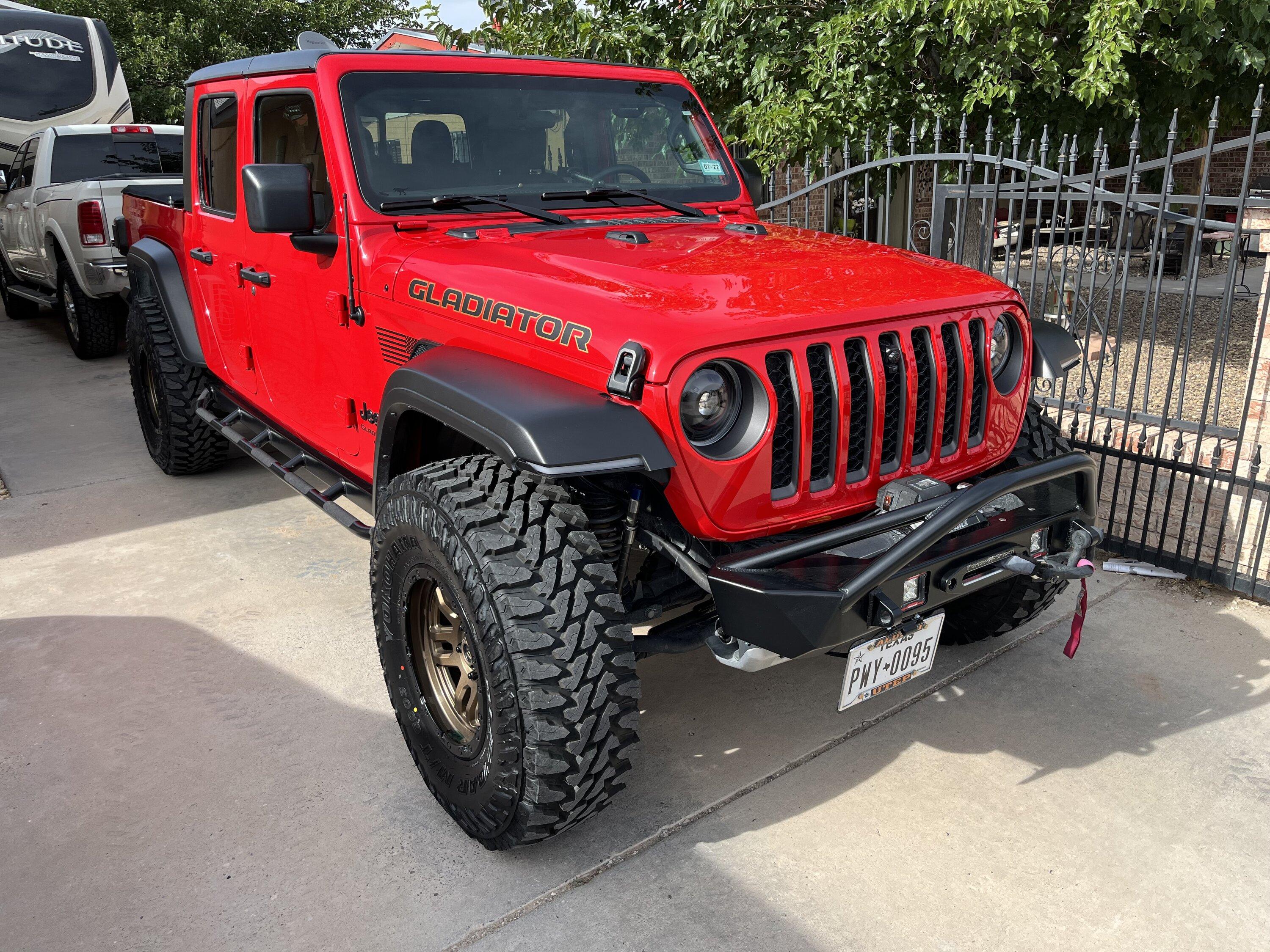 Jeep Gladiator I’m lost help. IMG_5080.JPG