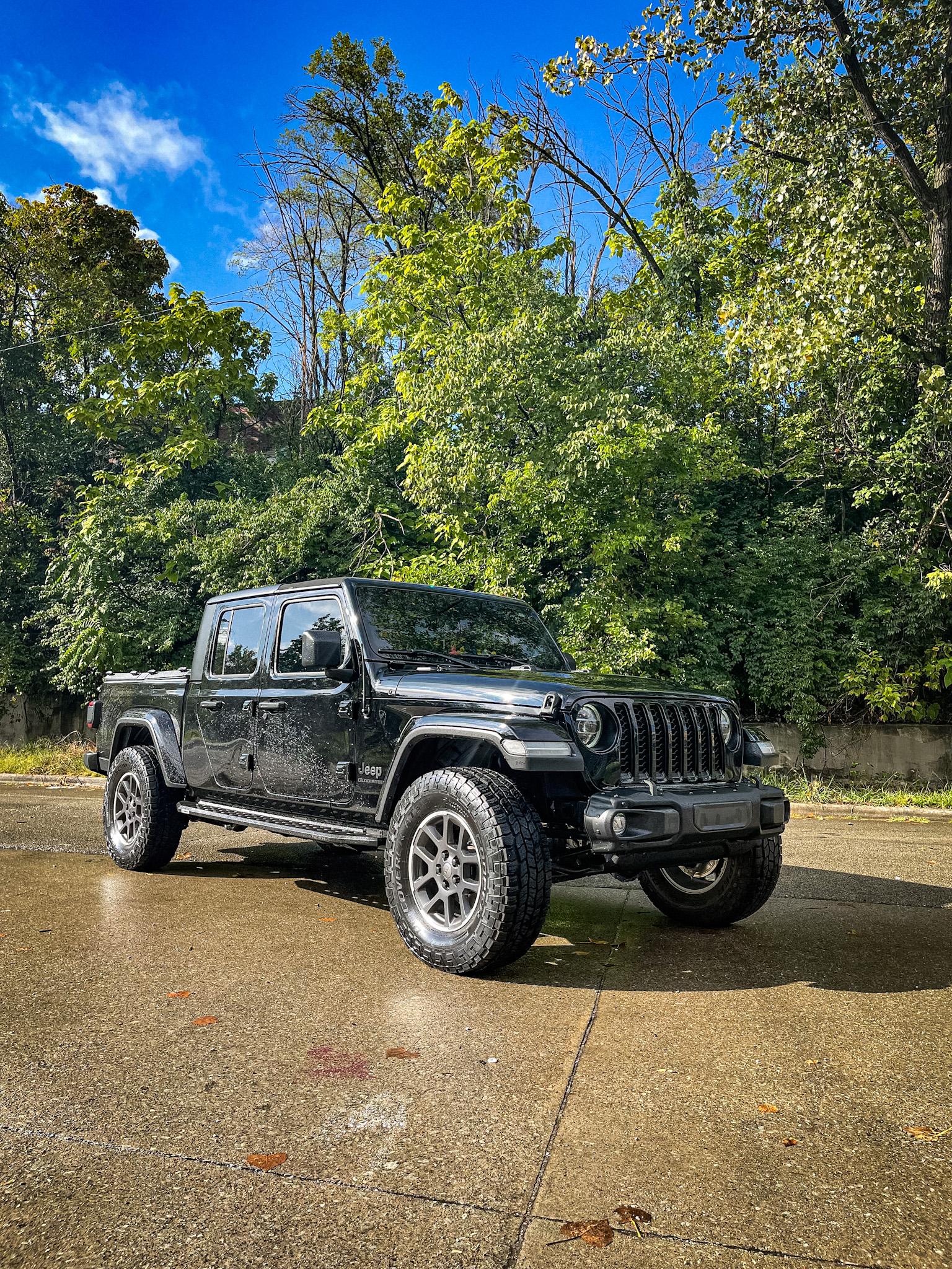 Jeep Gladiator Side Step Bars C85FEBE2-8BAC-453A-86E7-7D29C69D2330