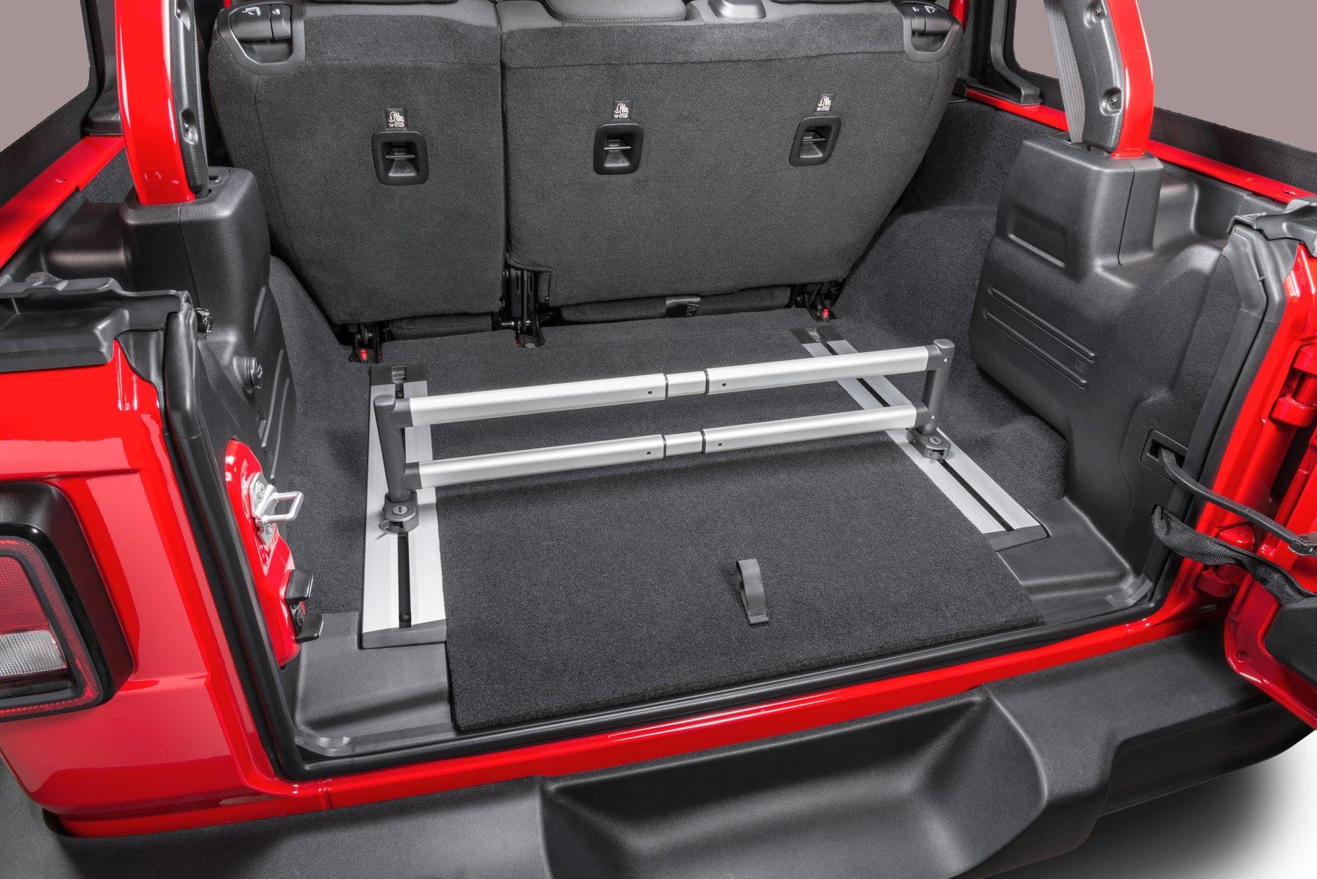 Jeep Gladiator Groceries in the Bed mopar-82215348ac-cargo%20organizer%20bar-jeep-wrangler-jl-installed-straight-middle
