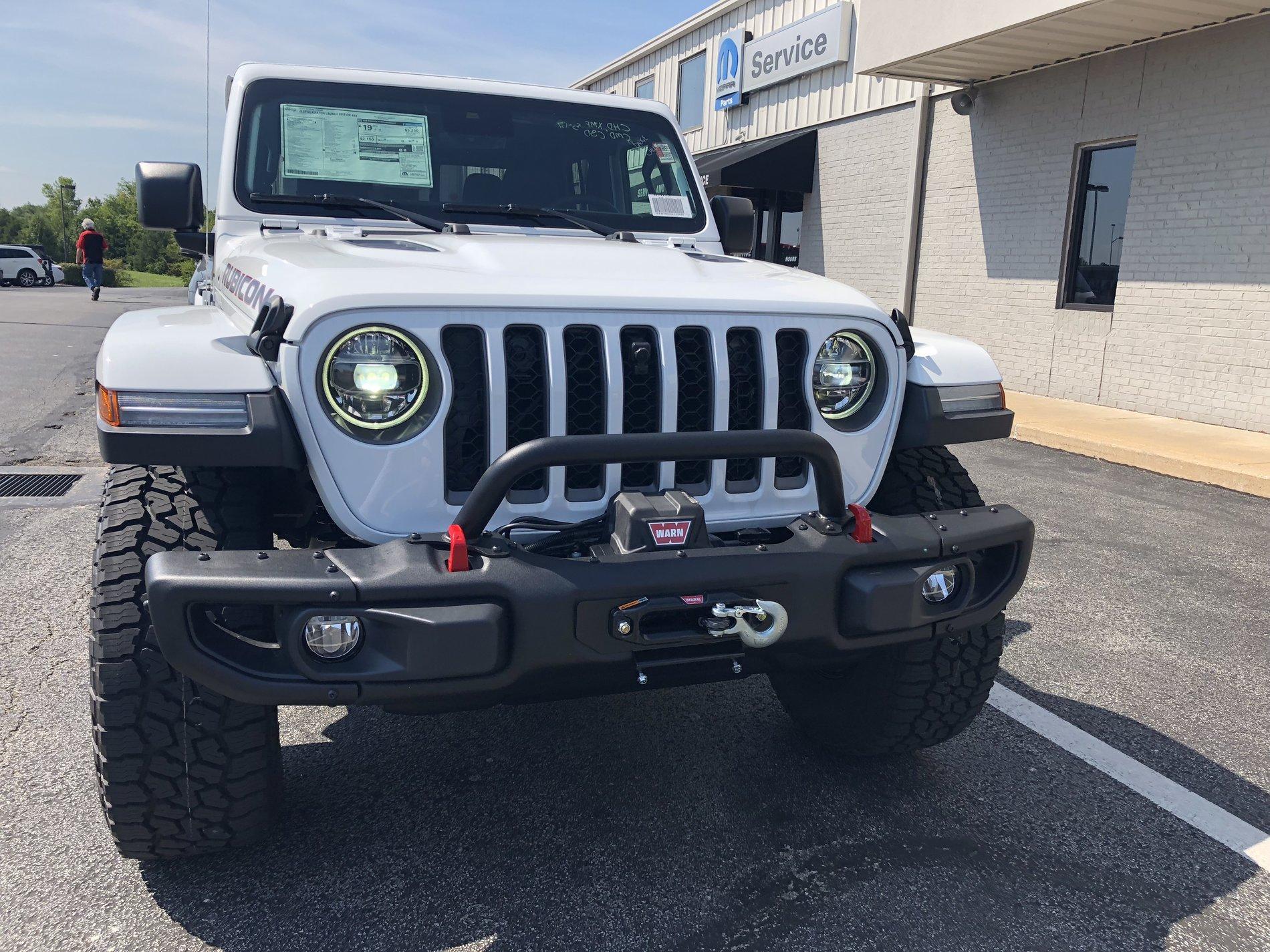 Jeep Gladiator Warn Low vs Mid Height Grill Guard IMG_1056.JPG
