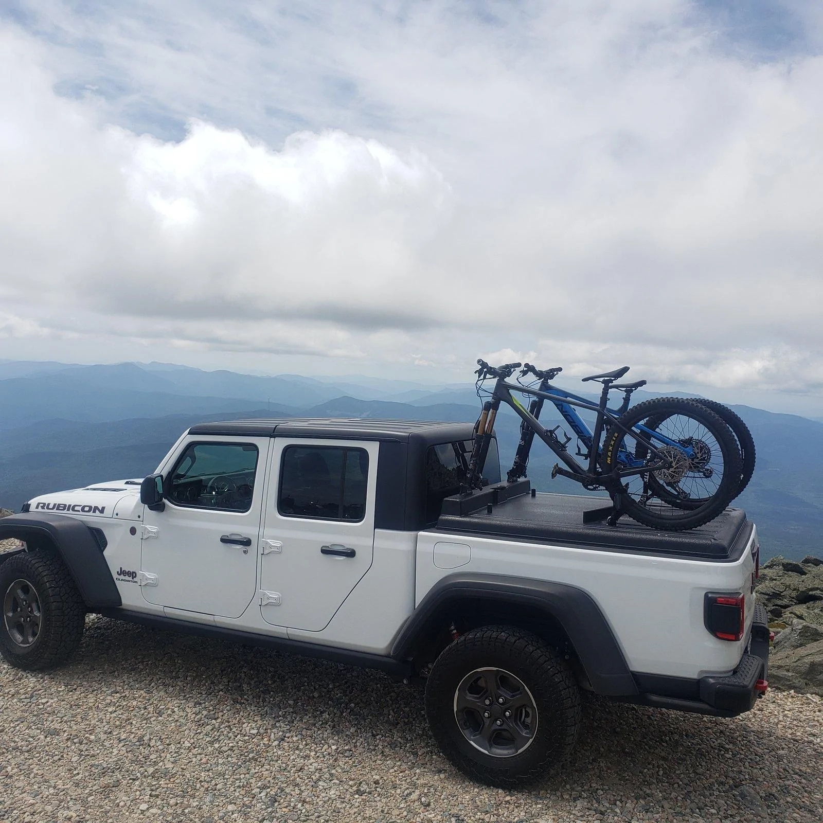 Jeep Gladiator Bed Topper? 20190804_123312