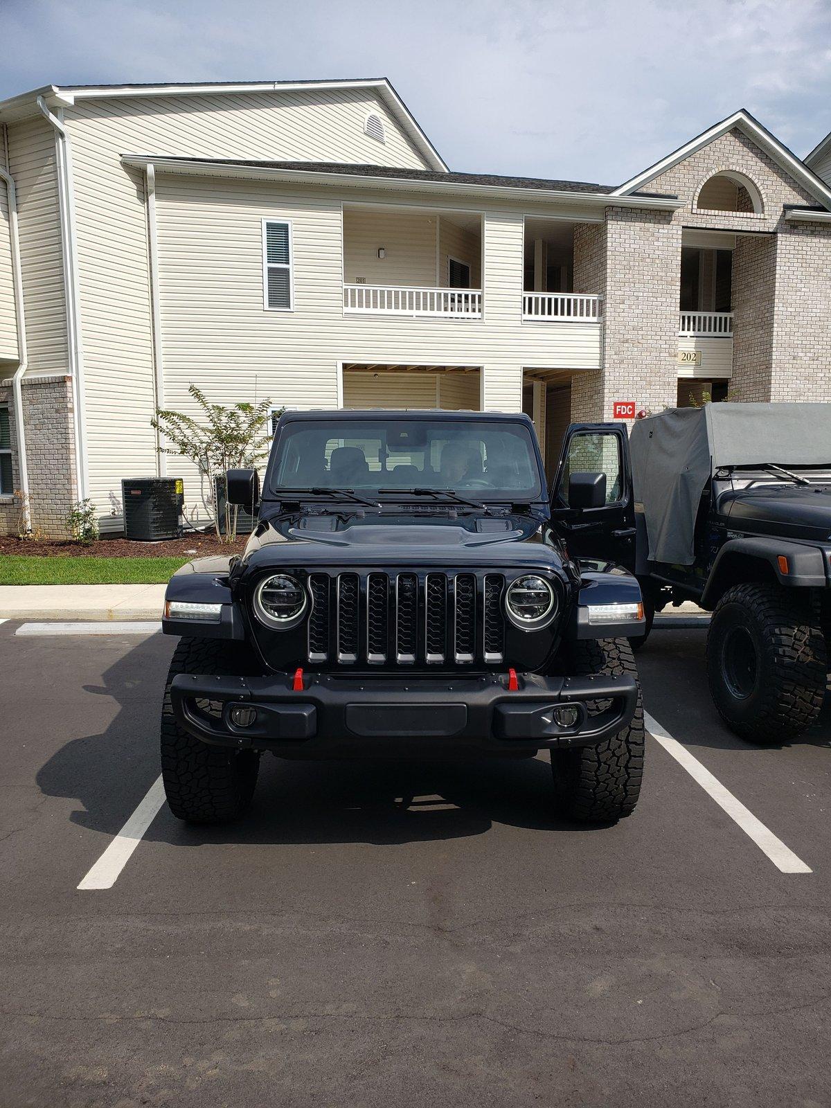 Jeep Gladiator Took Delivery of Your JT? Sign in Here! 20190810_163313