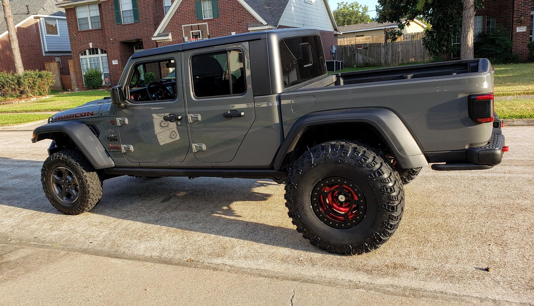 Jeep Gladiator Husband Gladiator and Wife JL build(s) 20190811_185610~2_resized