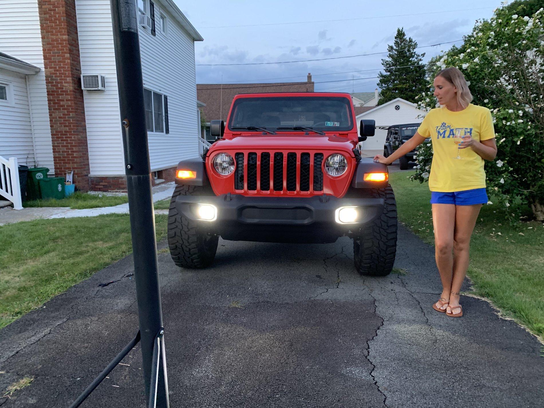 Jeep Gladiator LED Bulb Replacement - IT WORKS! 9C9BFF33-F708-4A0B-A378-BB705EEC5897