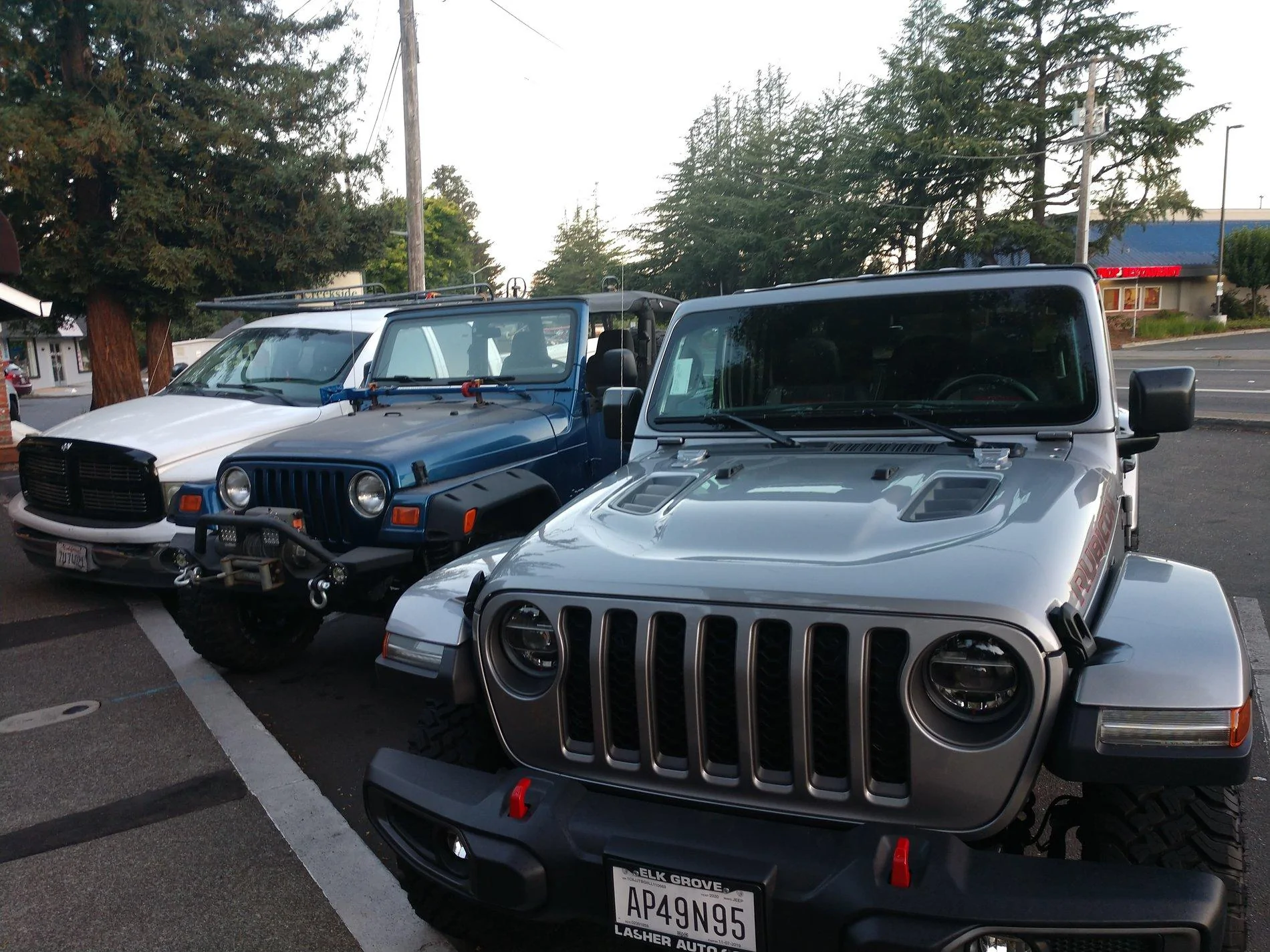 Jeep Gladiator Jeeps Parking Next To Jeeps IMG_20190813_063830533