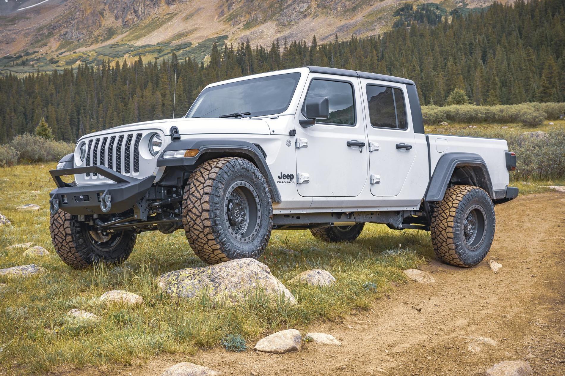 Jeep Gladiator My Bright White Build 2wOW2Ok