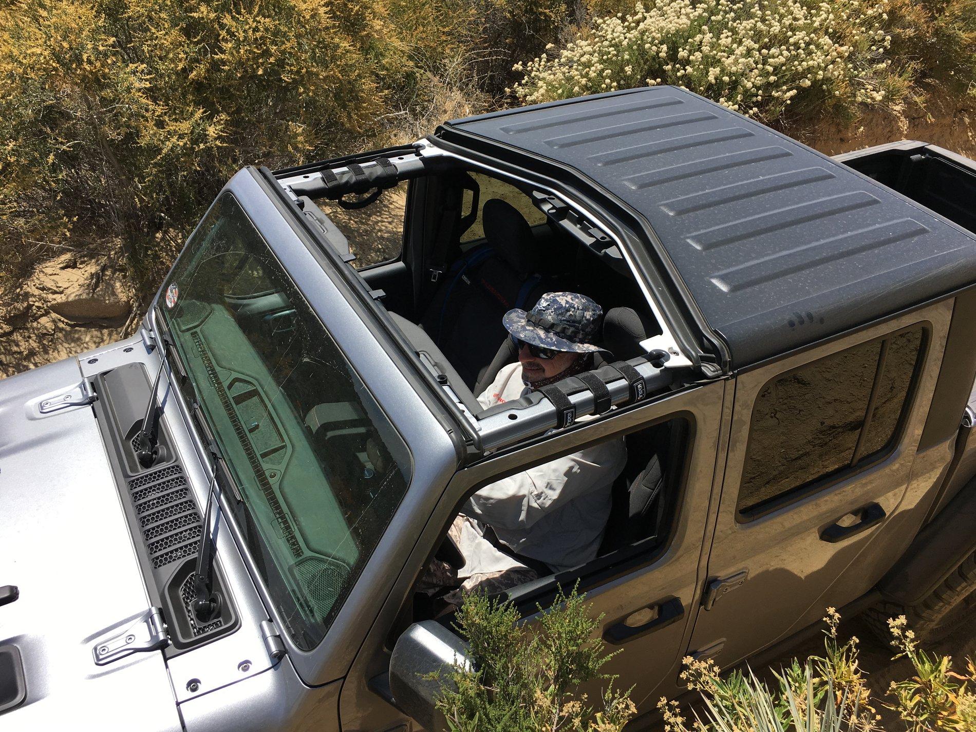 Jeep Gladiator SOCAL Gladiator meet/trail run IMG_4834[1].JPG