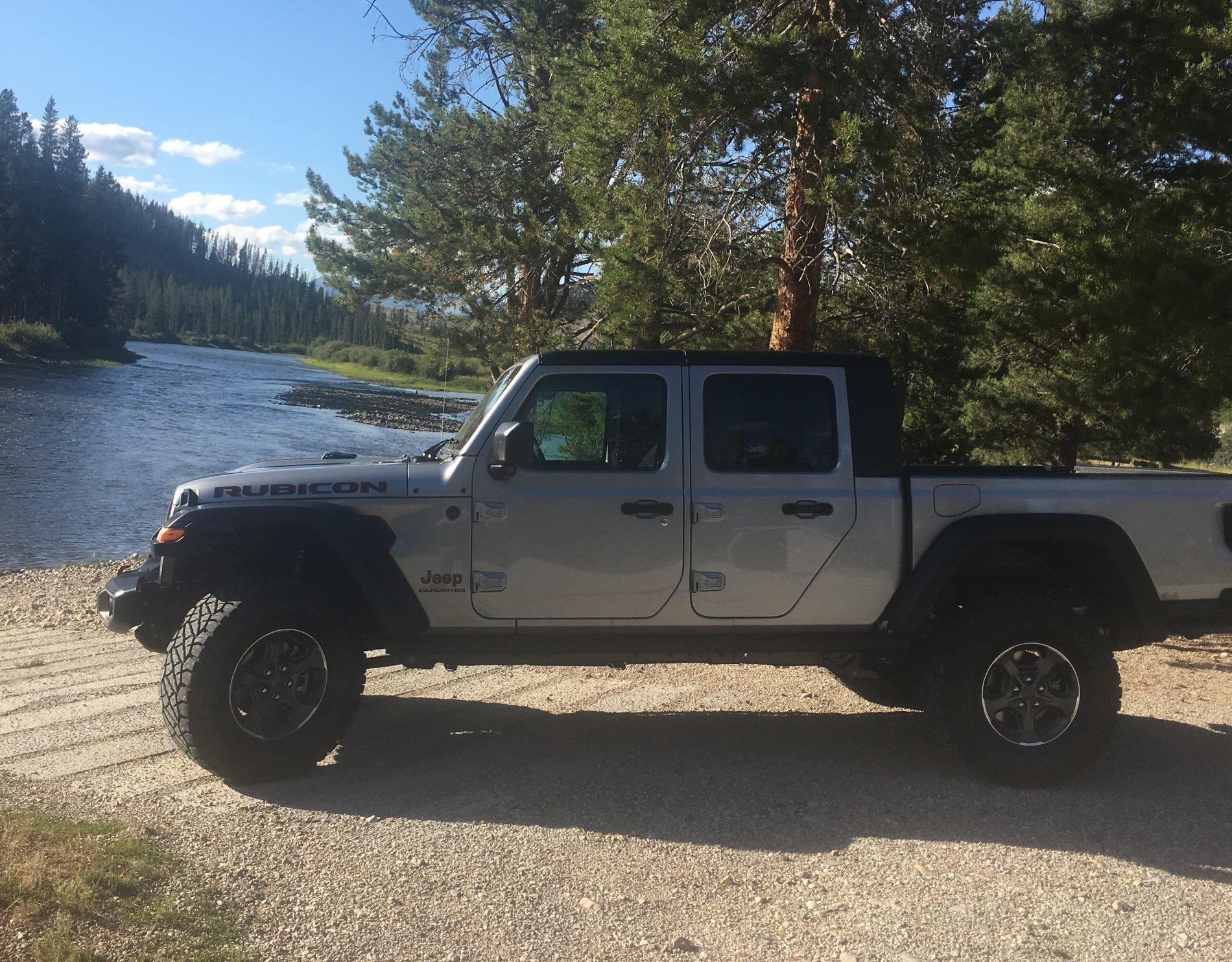 Jeep Gladiator Took Delivery of Your JT? Sign in Here! 9851756B-6A0A-4BCA-9BA2-4D8B6290C2B6