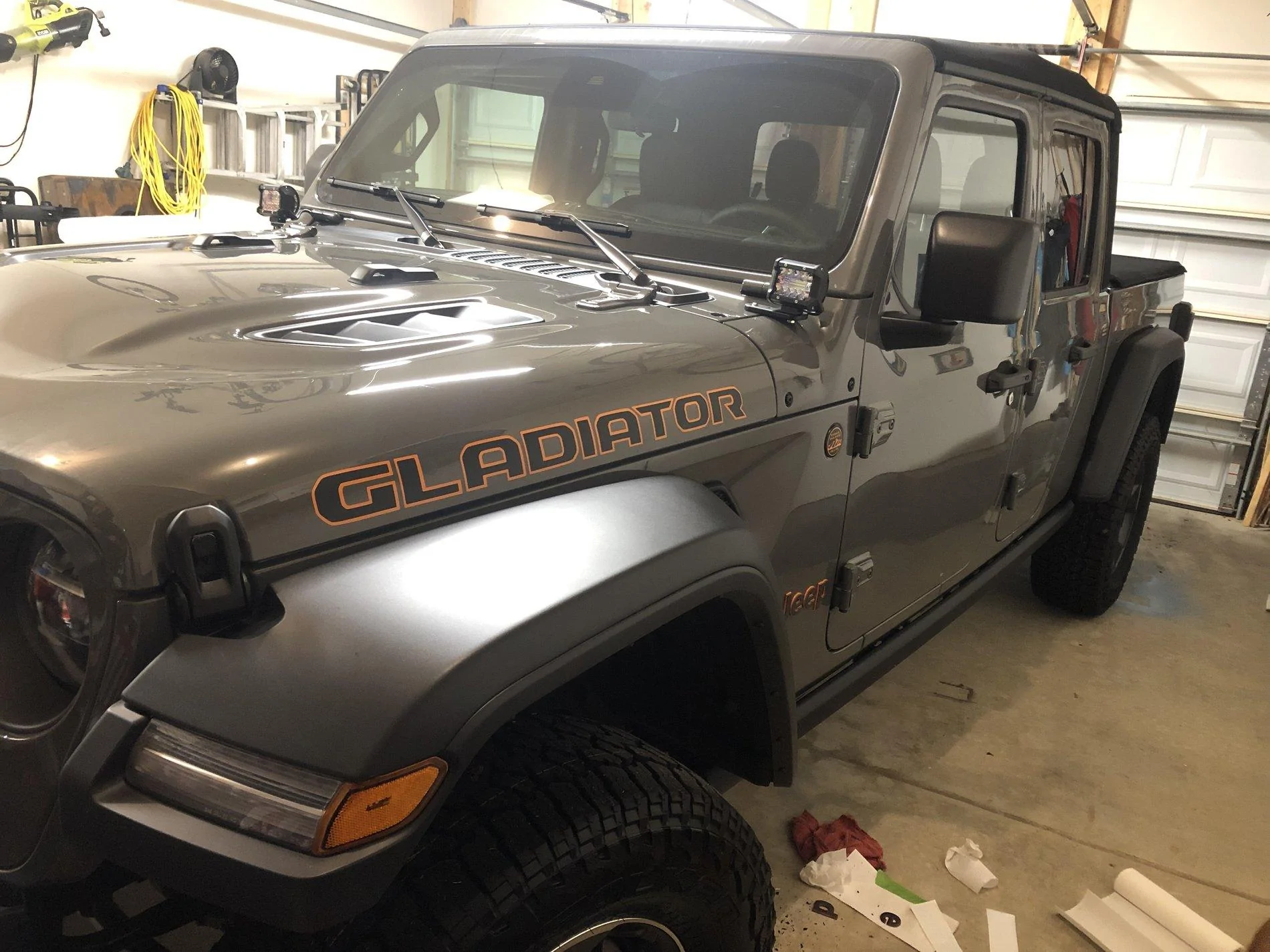 Jeep Gladiator STING GRAY Gladiator JT Club 22C34AB2-0319-4EE3-8462-E309EB6CAA50