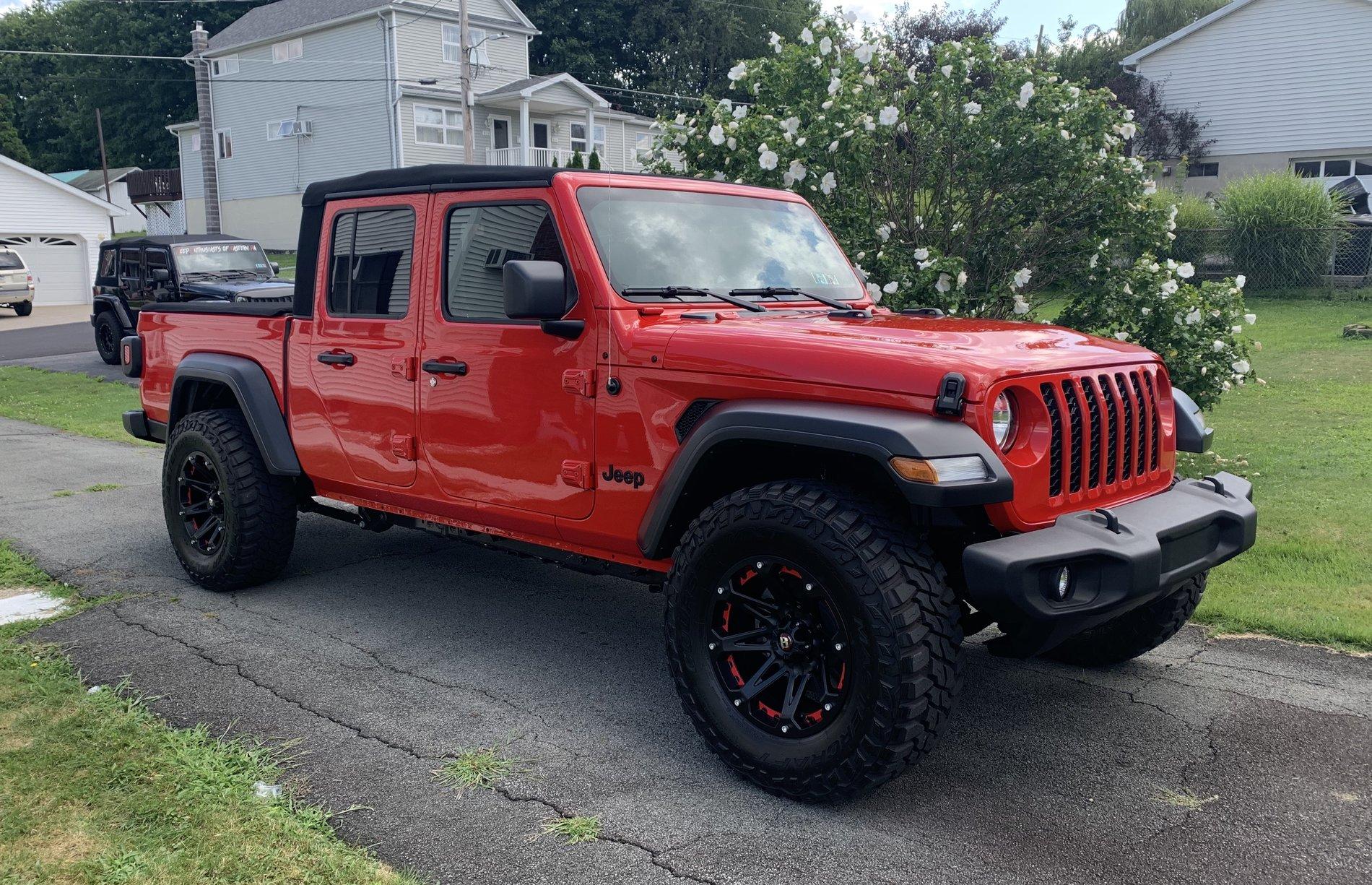 Jeep Gladiator Lift is On 584C293F-3F41-42EC-987C-8AC323AA4DBA