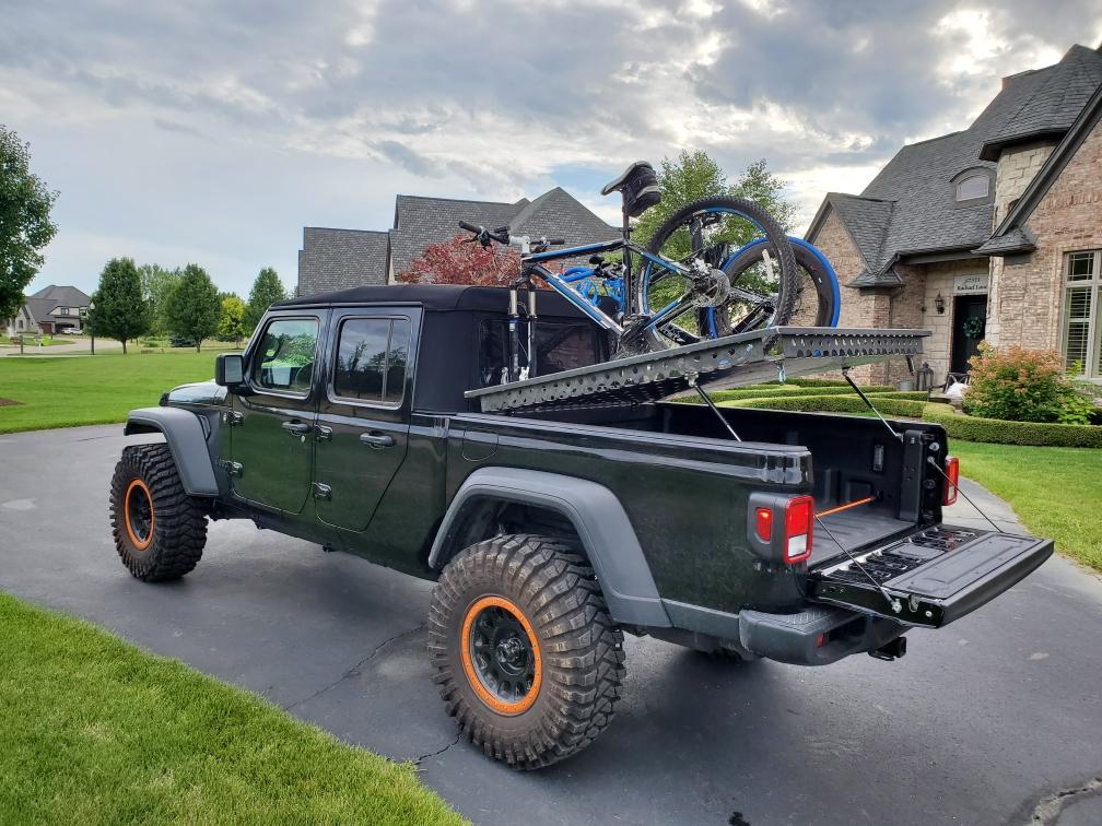 Jeep Gladiator JT Gladiator Upper Decker Hinged Cargo Basket Now Available! IMG_9936.JPG