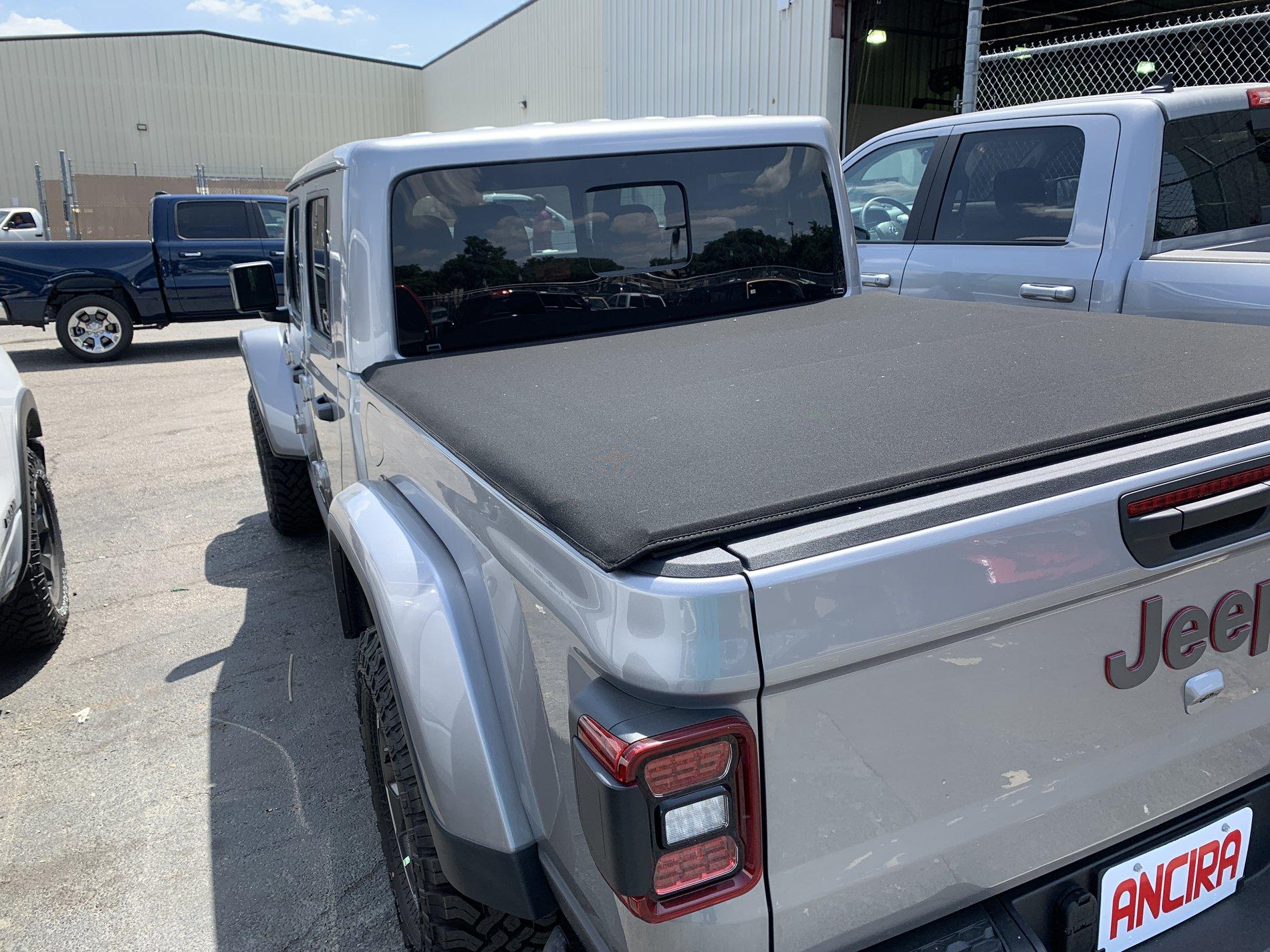 Jeep Gladiator My JT came in, not buying it IMG_2030.JPG