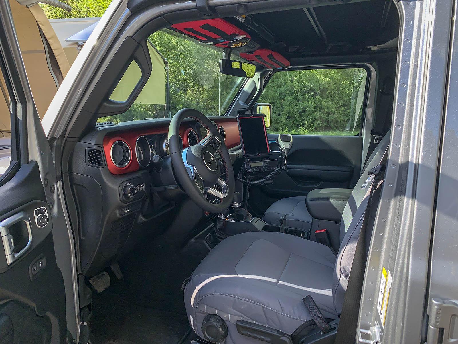 Jeep Gladiator Who else doesn't care for the red dash on the Rubicon? Inside2