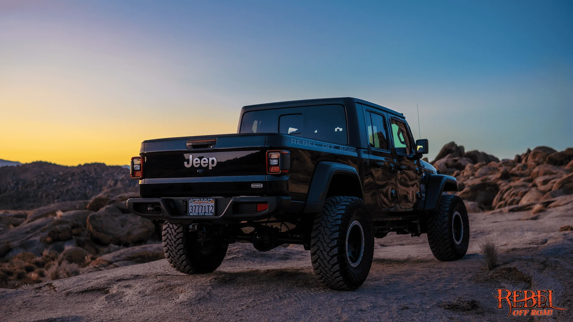 Jeep Gladiator Alabama Hills Camping Trip E_G05979-3