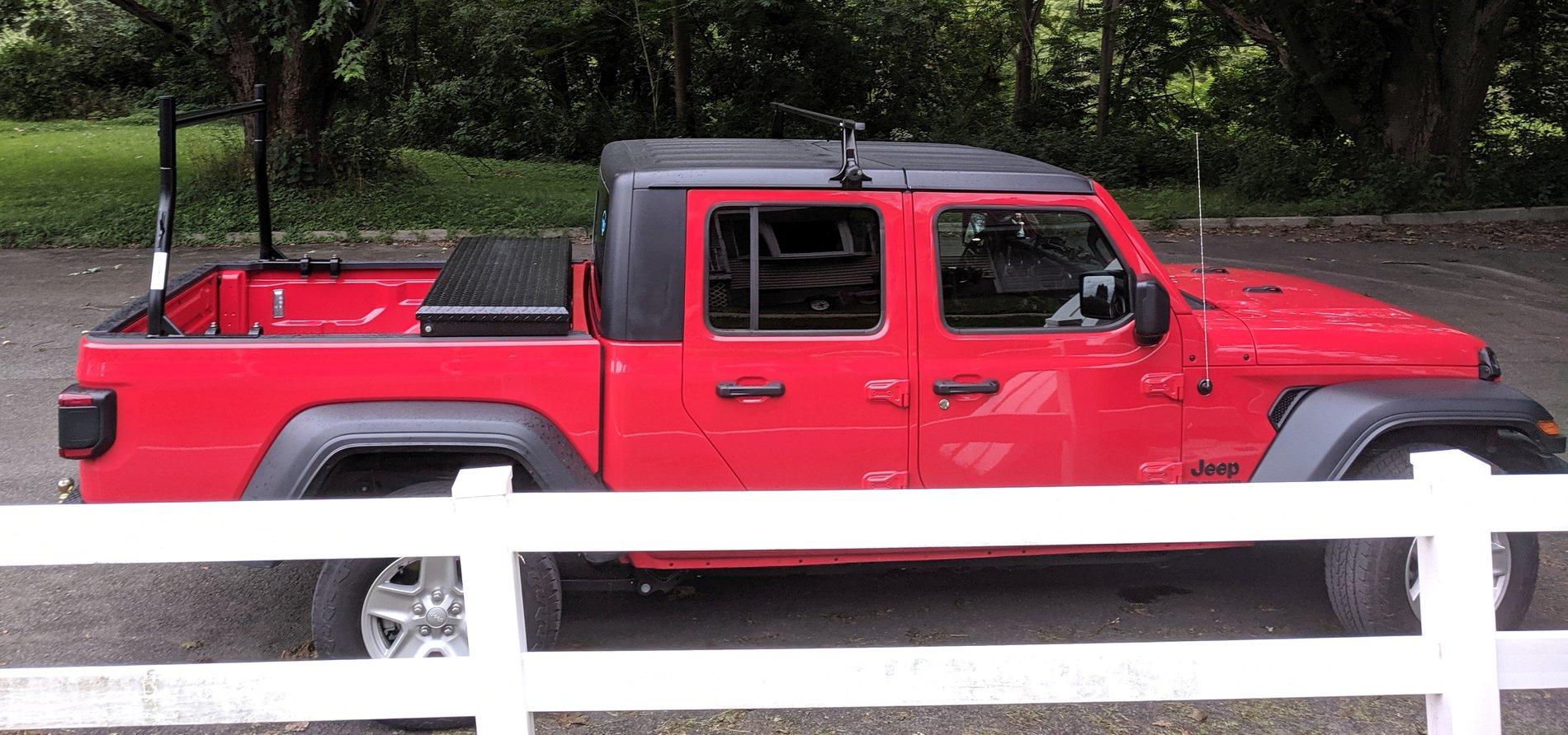 Jeep Gladiator My Rack Solution jeep-racks