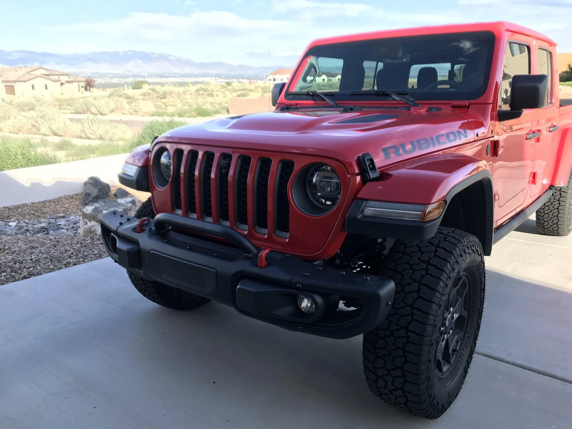 Jeep Gladiator Tonneau Cover and car wash 7E34D7EC-5036-42E9-AFD7-0599A58C578F
