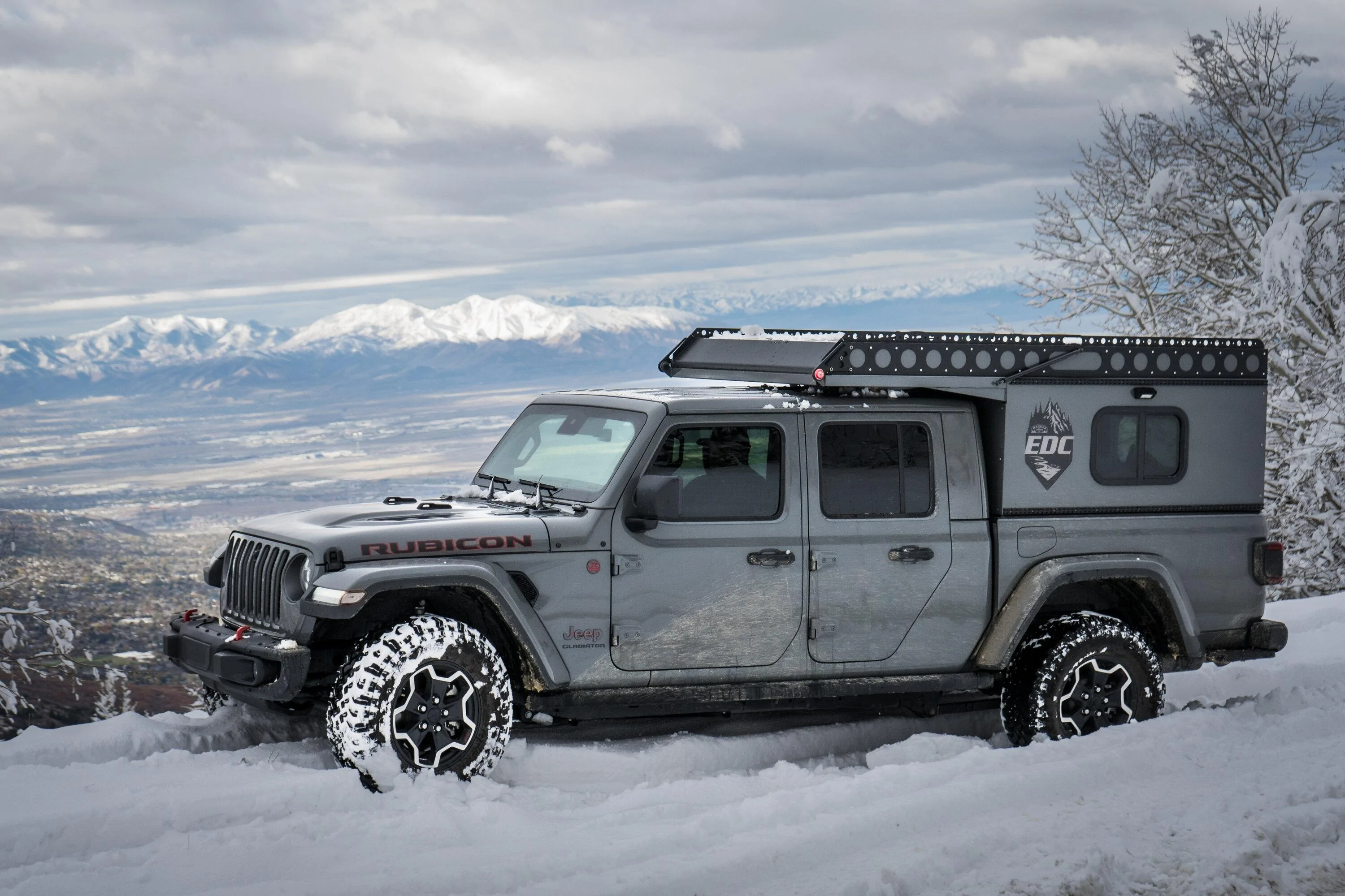 Jeep Gladiator Bed cap ideas DSC00979-2