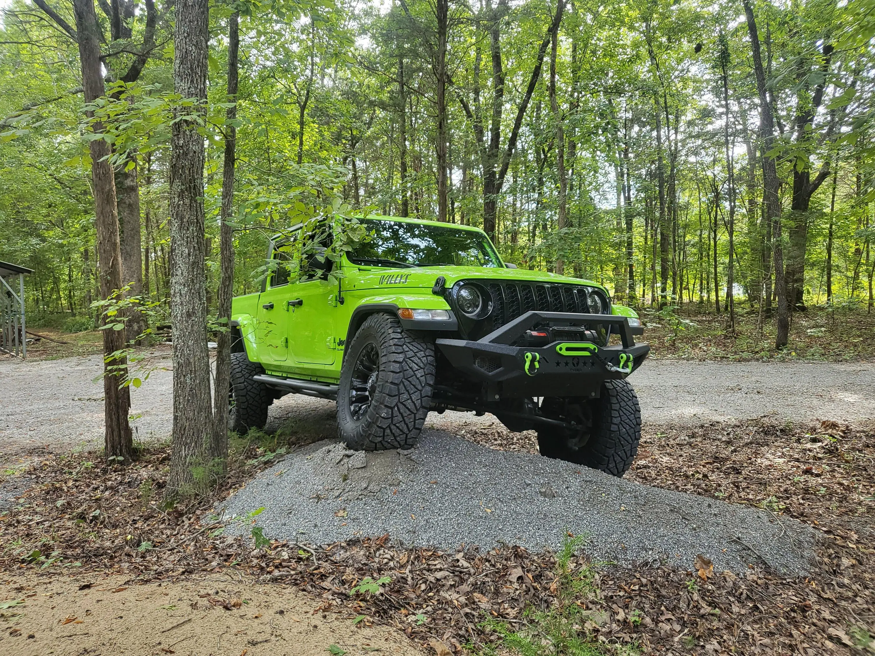 Jeep Gladiator Fun In The Driveway 20220909_154221
