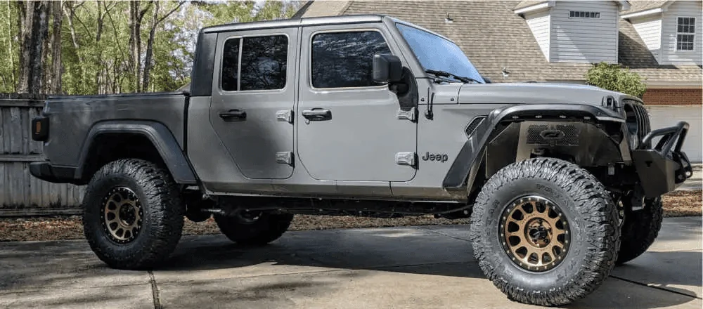 Jeep Gladiator I’m lost help. 1662774198554