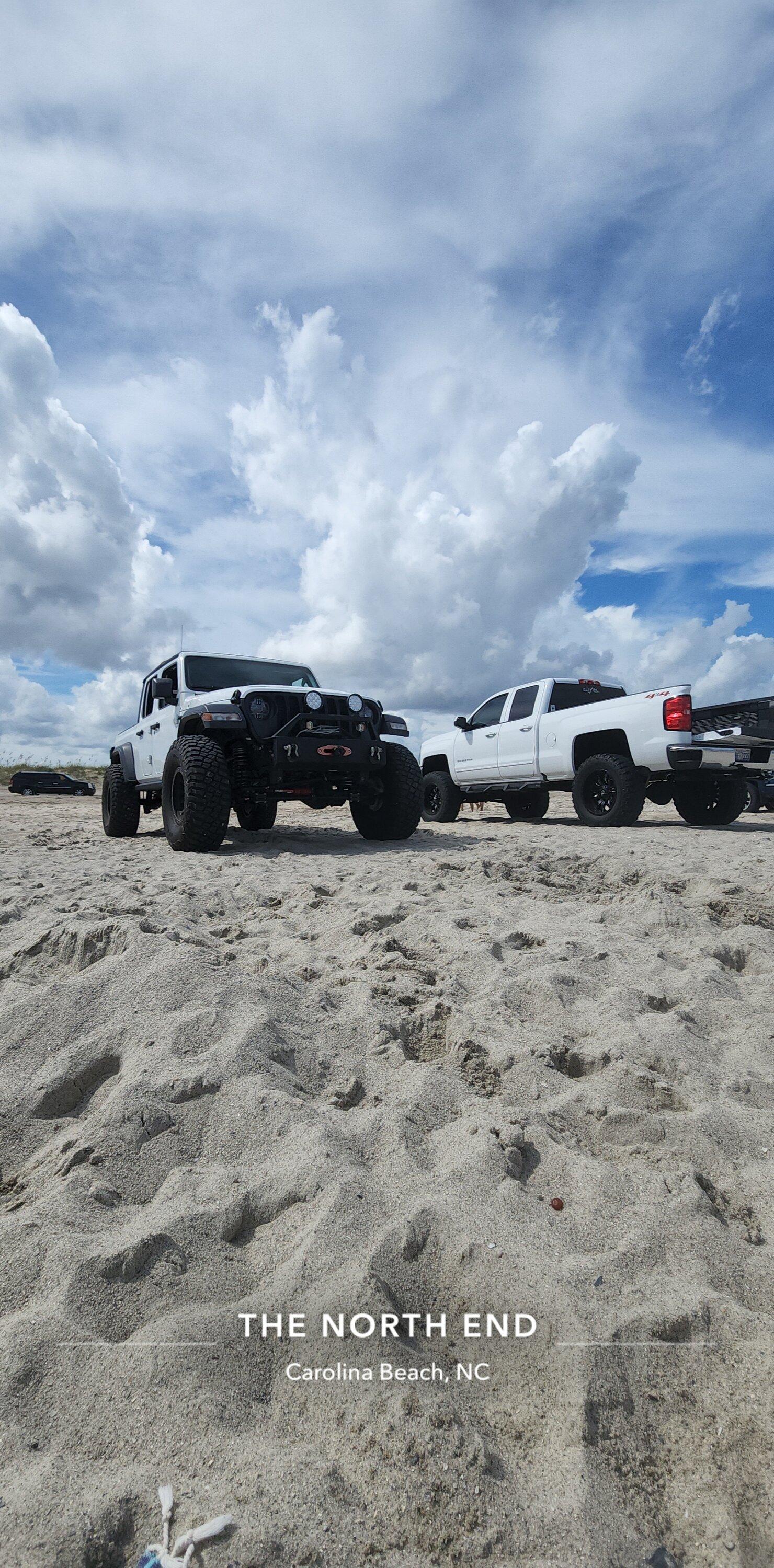 Jeep Gladiator Lets see those Gladiator Beach pics Snapchat-1324464264