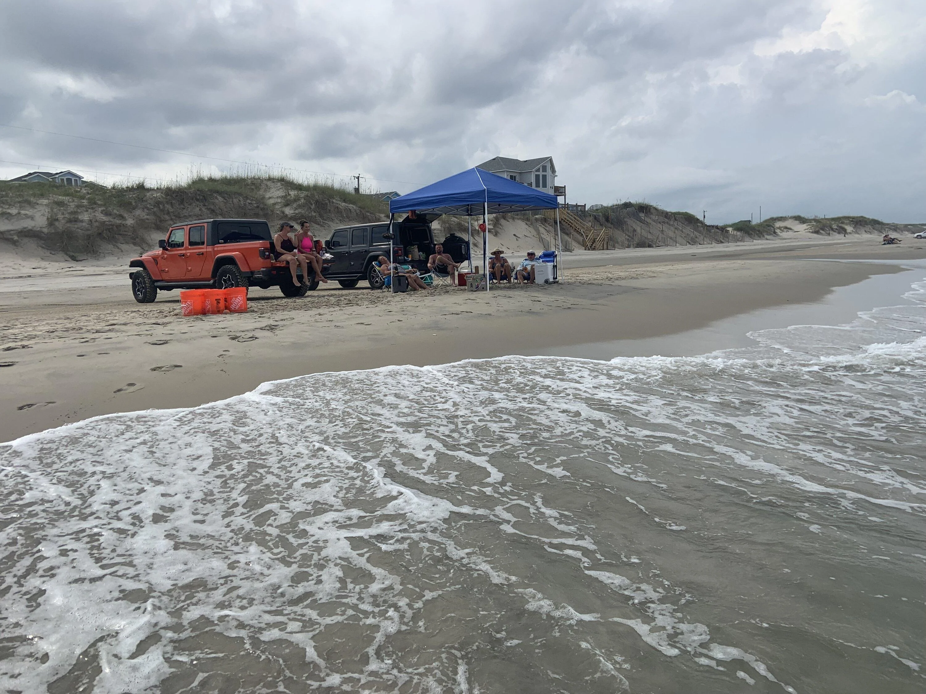 Jeep Gladiator Lets see those Gladiator Beach pics CB376E47-EABB-43DF-8BA8-9CF5327FA4A0