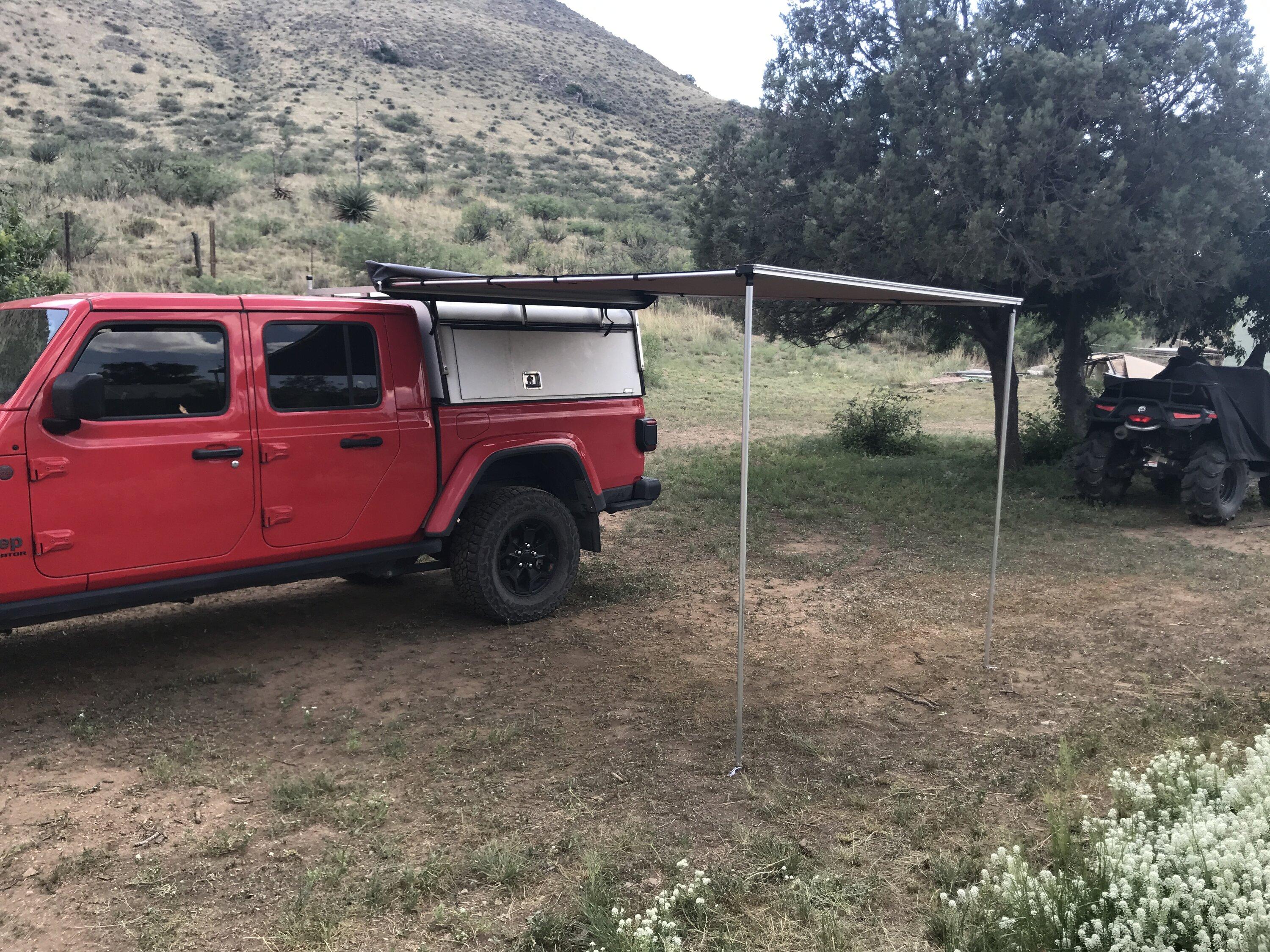 Jeep Gladiator Shortened ARE aluminum topper. IMG_4988.JPG