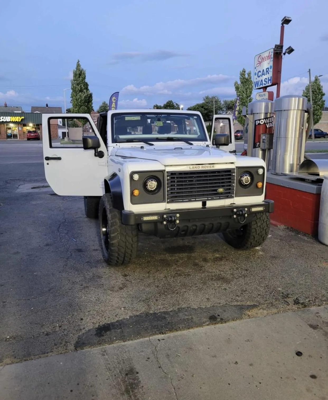 Jeep Gladiator Is this better or worse than angry grill? 3F09C210-5950-4830-ADF8-C08889D02B85