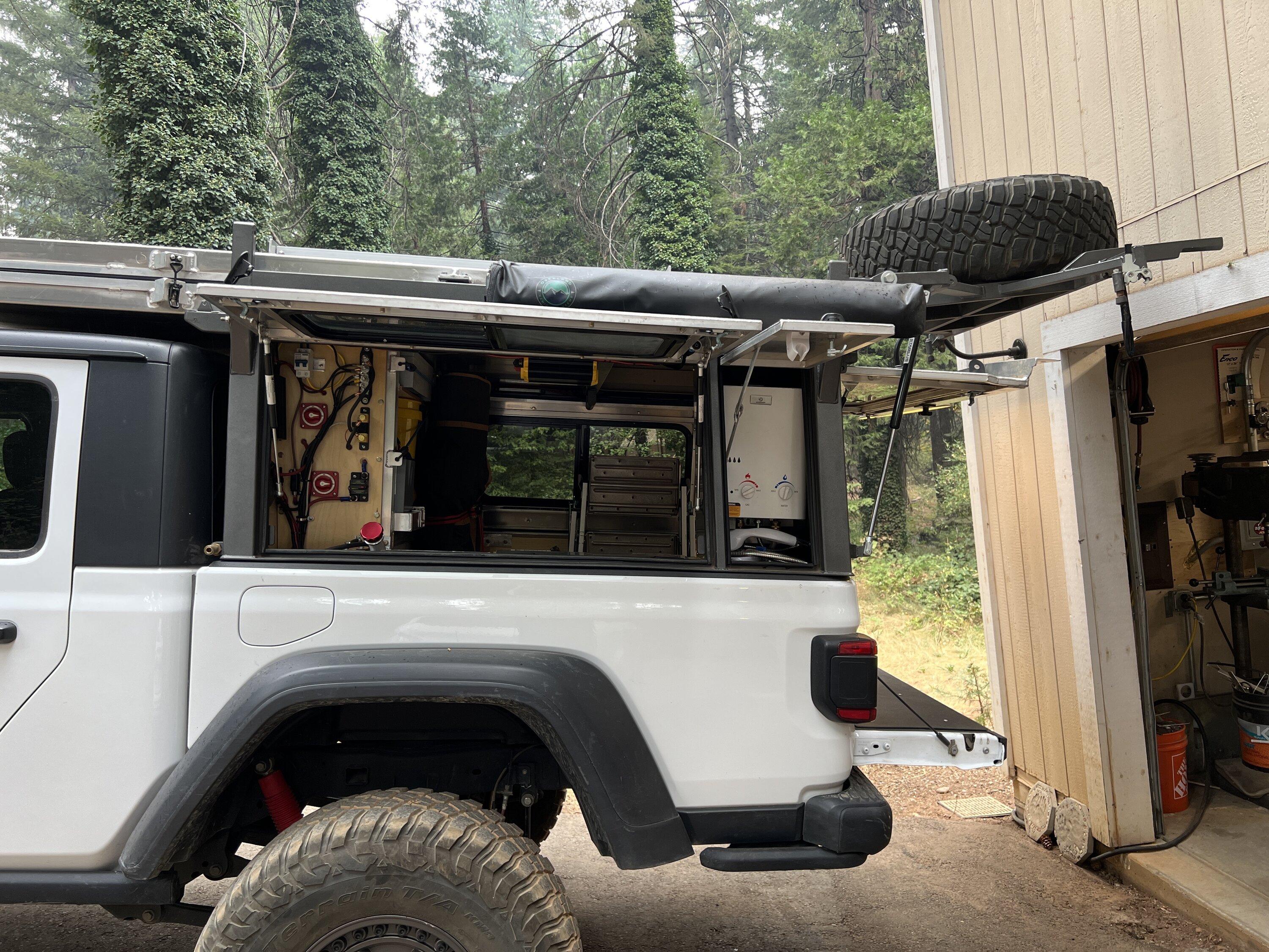 Jeep Gladiator Bed cap ideas F7A7F4F7-AD24-4CBD-99A9-F4ADA28246AB