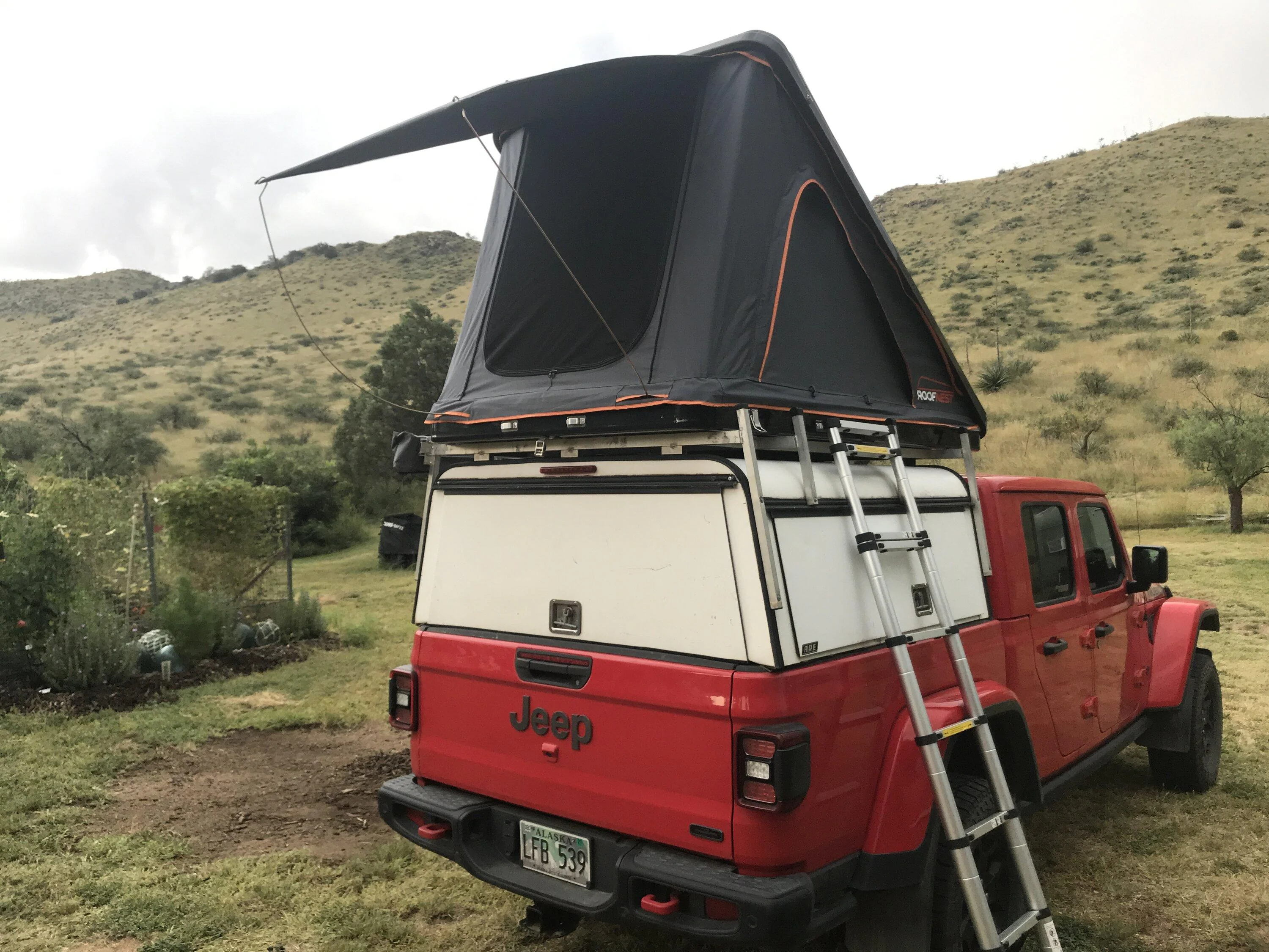 Jeep Gladiator Bed cap ideas IMG_5135