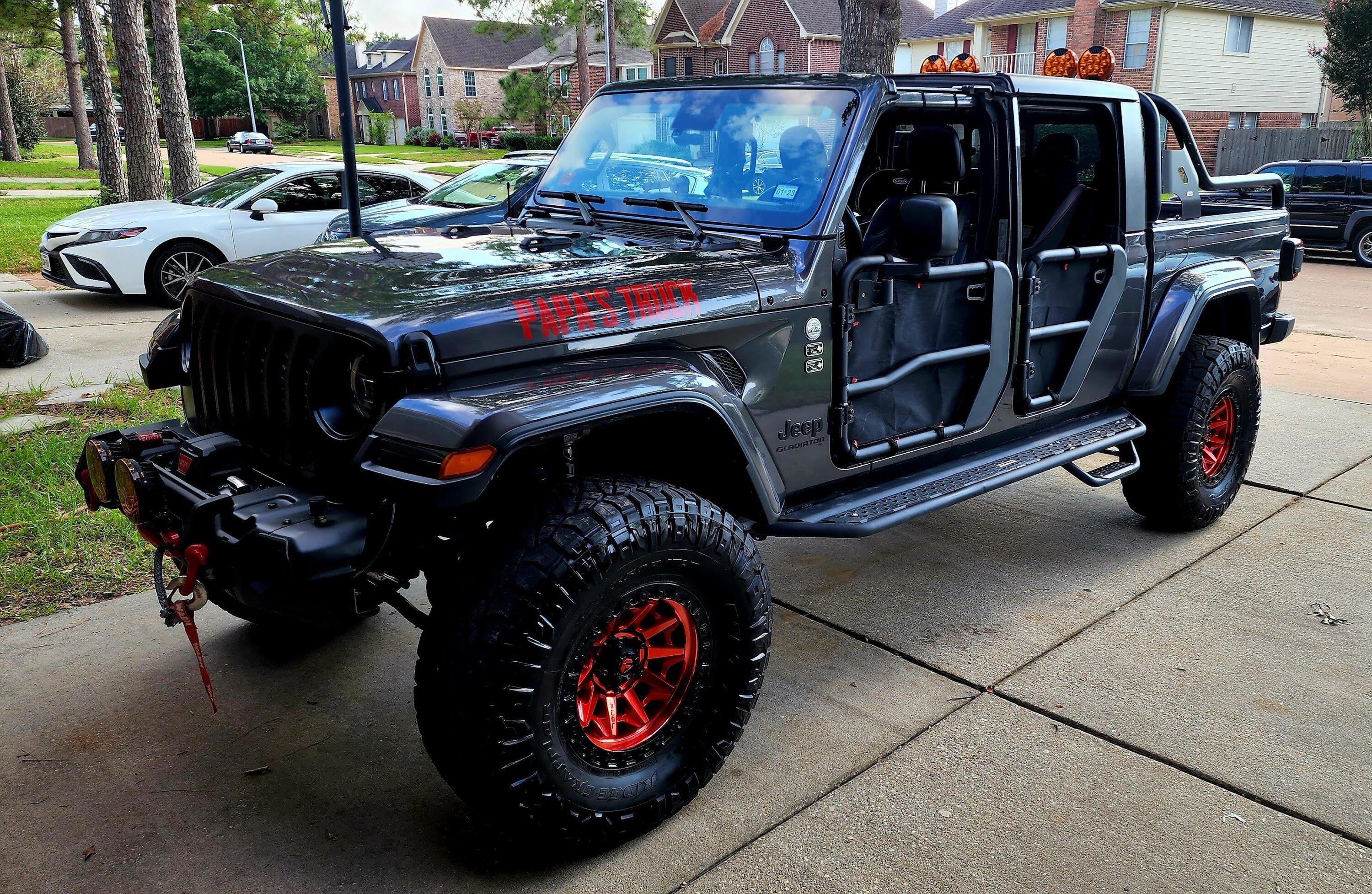 Jeep Gladiator I need theories. 20220910_171007