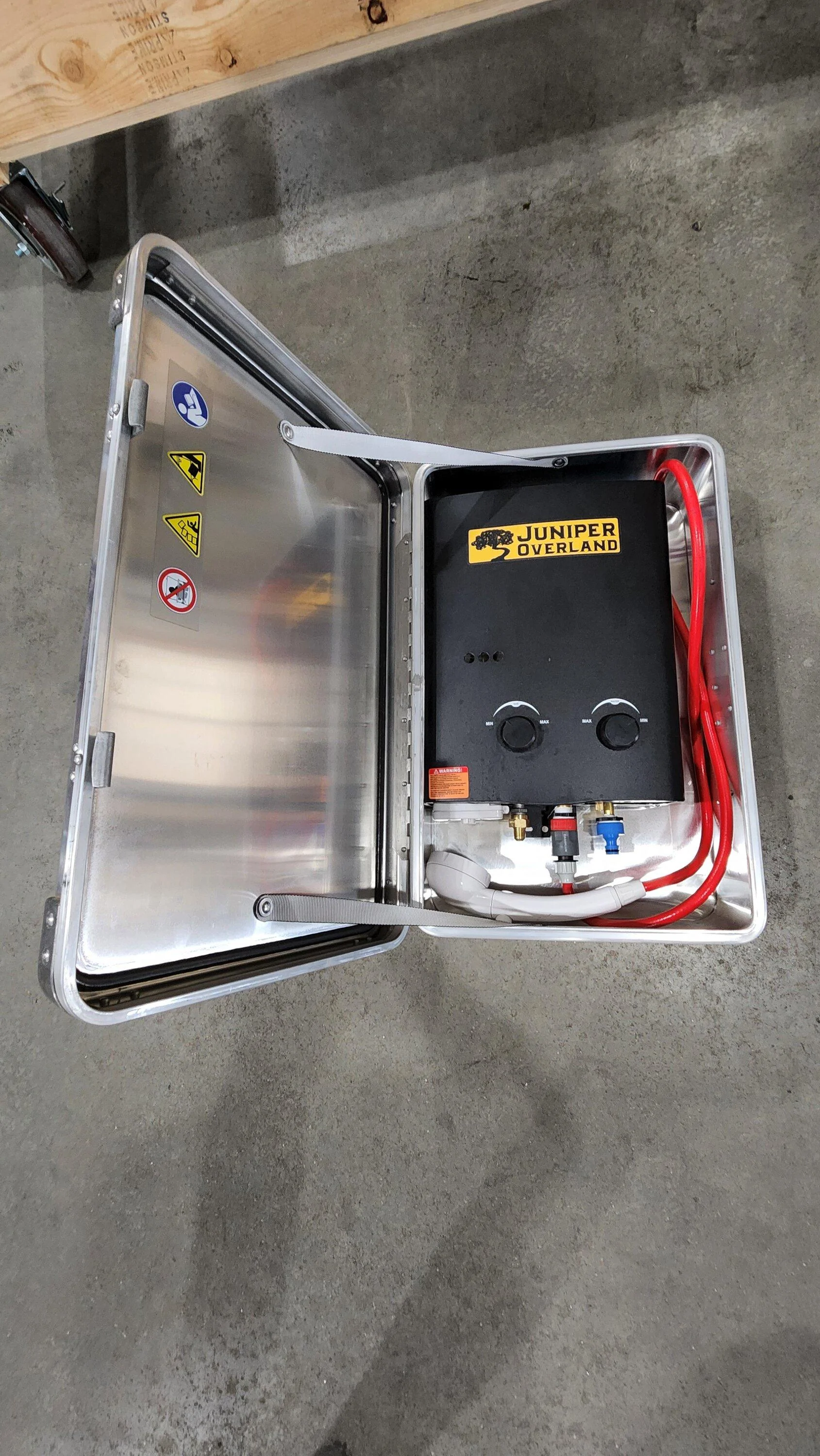Jeep Gladiator Overland Portable Hot Water Shower box kit 1663078643088
