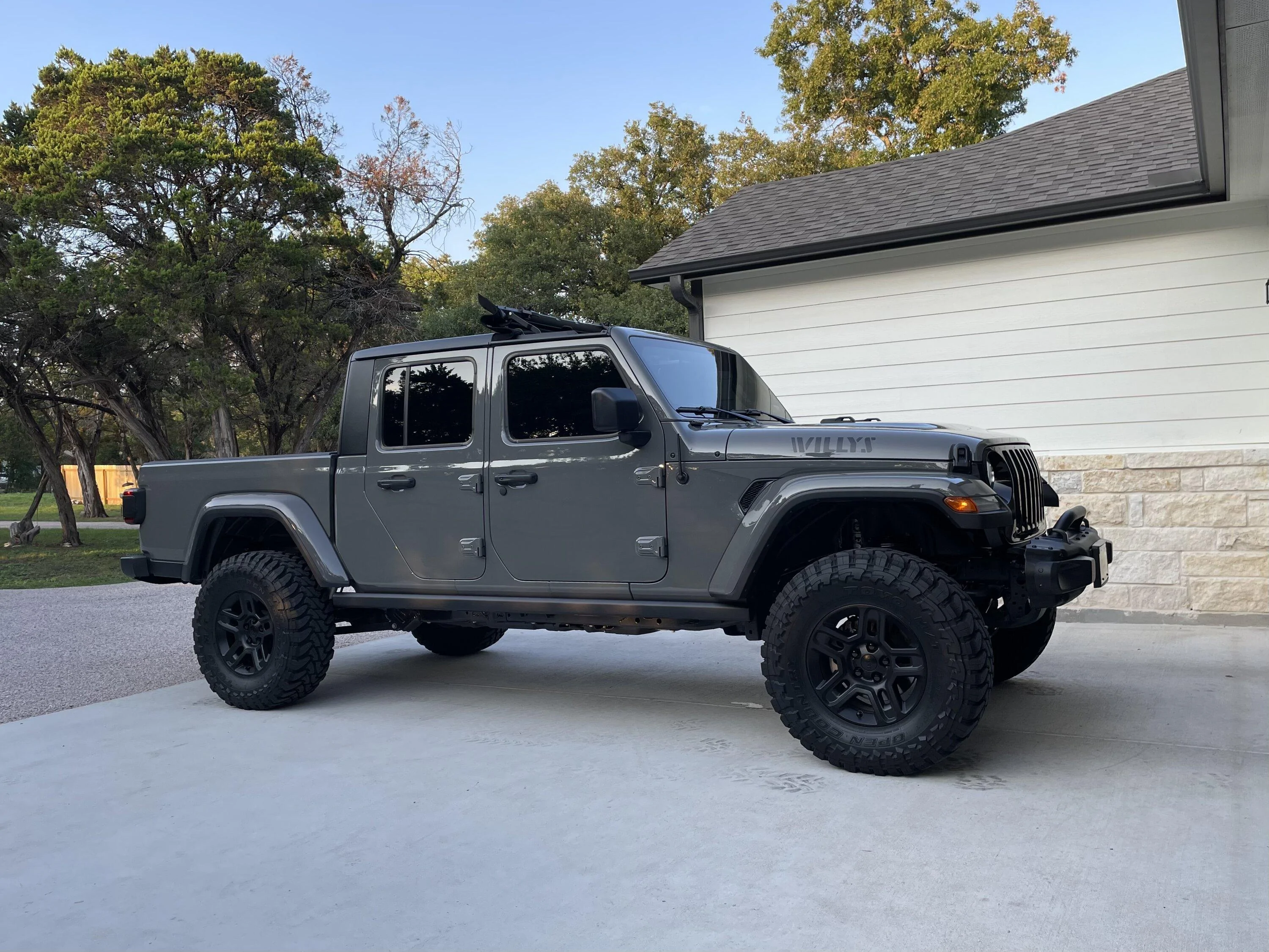 Jeep Gladiator WILLYS Edition Gladiator JT Club B5903946-ED6D-4187-A831-9734B25DF51A