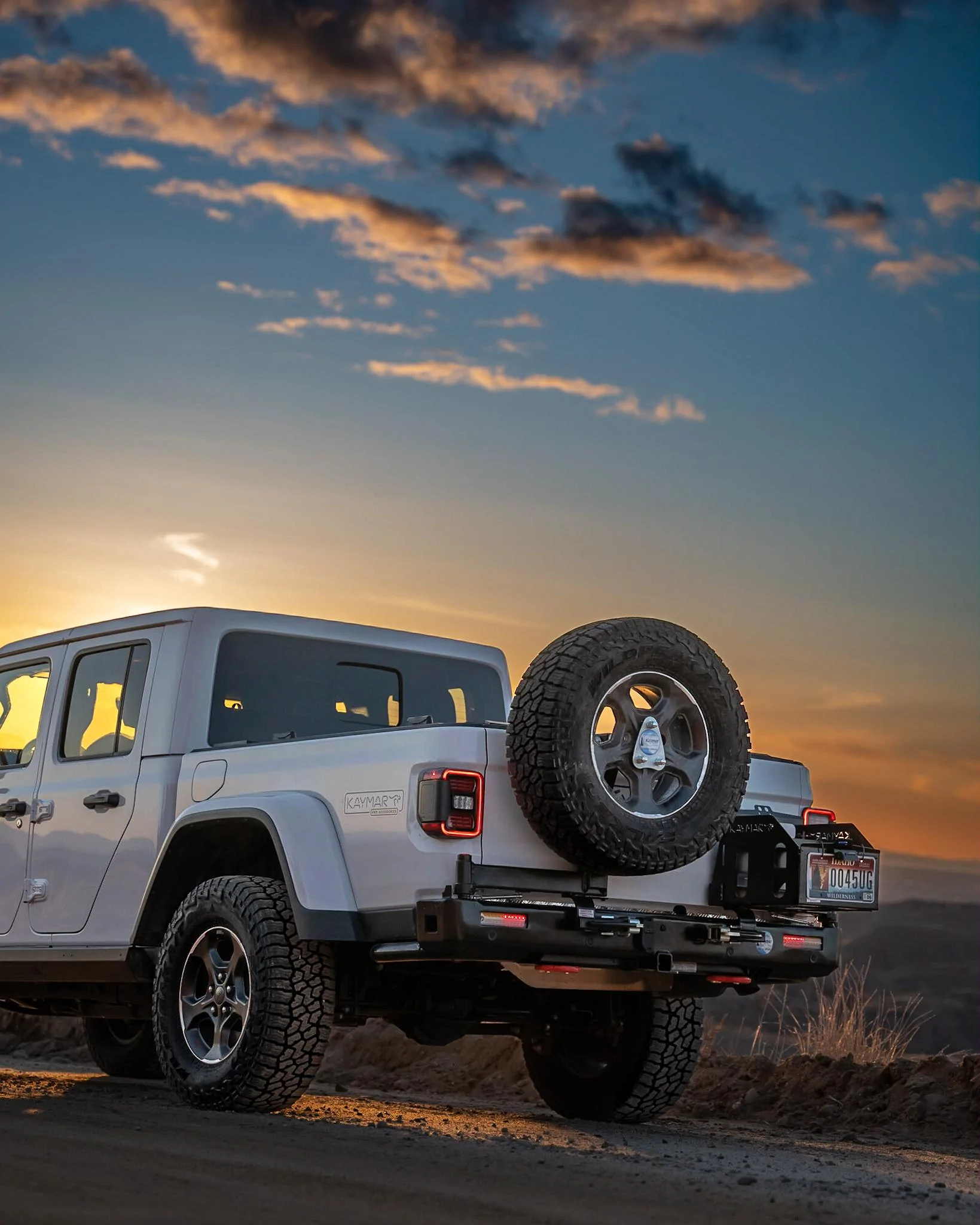 Jeep Gladiator Sunset Chaser Jeep -- JTR Diesel on 40's DSC01538