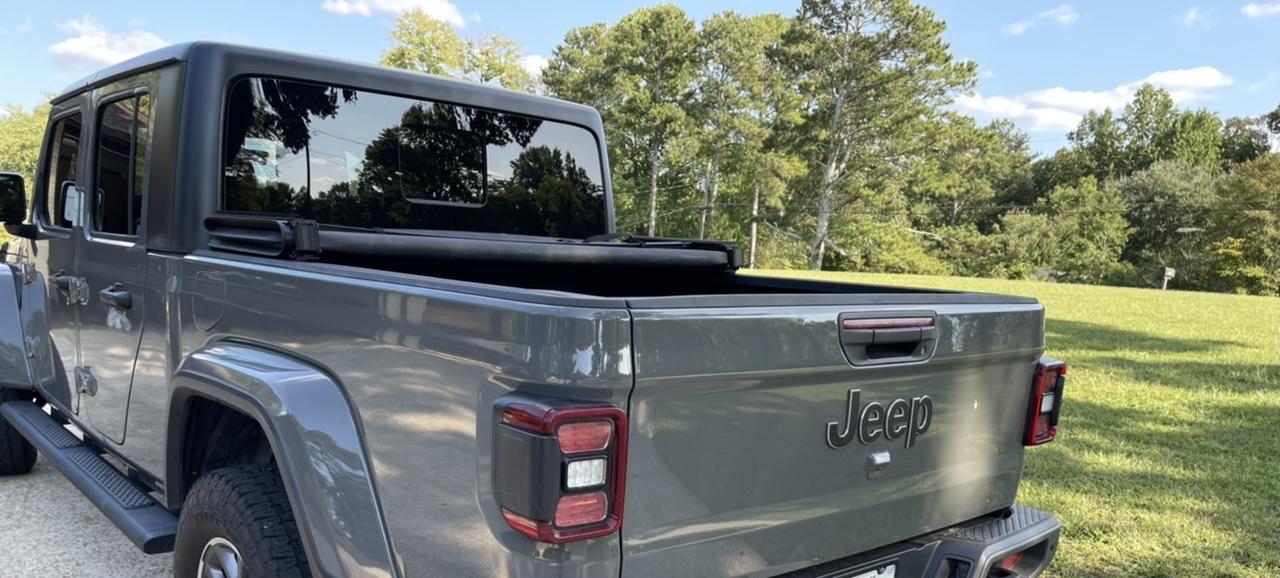 Jeep Gladiator What got me black badging? AFEC9EE2-0DAC-4C2E-9A25-AA6577989D5D