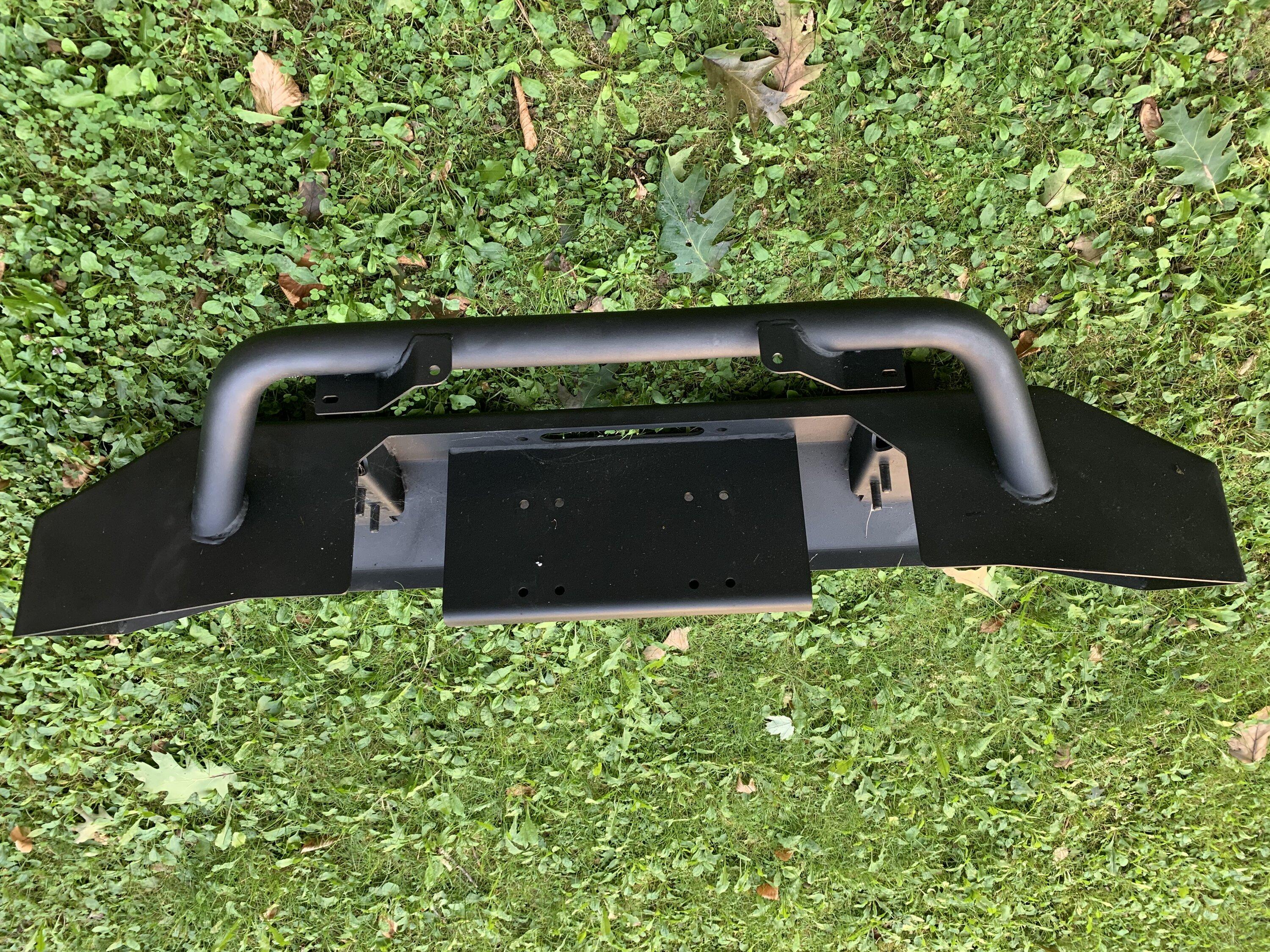 Jeep Gladiator Selling Quadratec QRC Front bumper AF1EA47A-D0DF-4717-994C-4B22A1DC012A