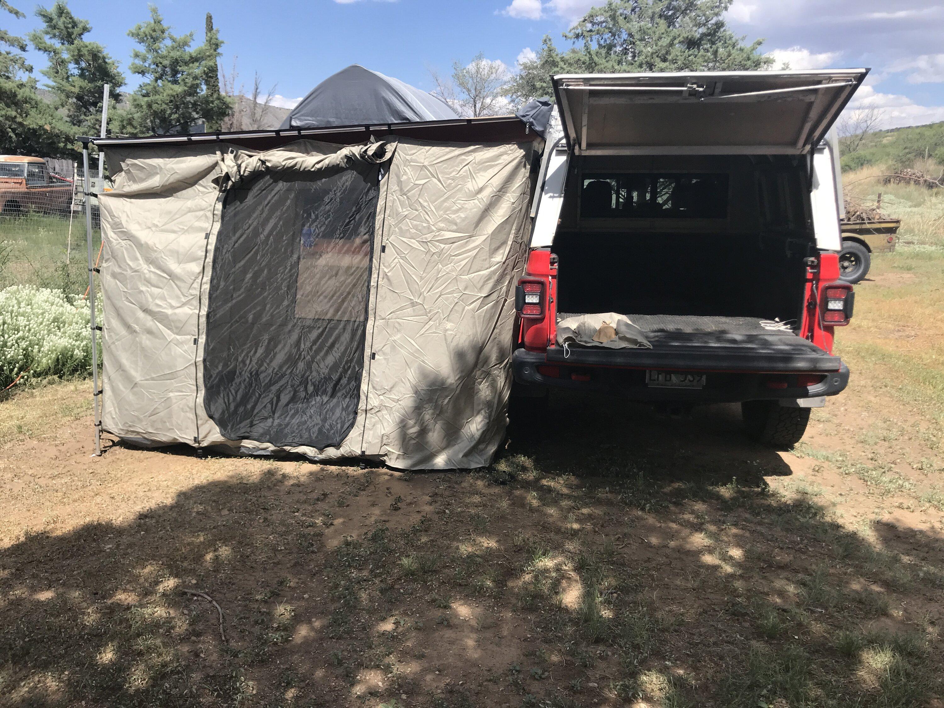 Jeep Gladiator Mounted Awnings IMG_4990.JPG