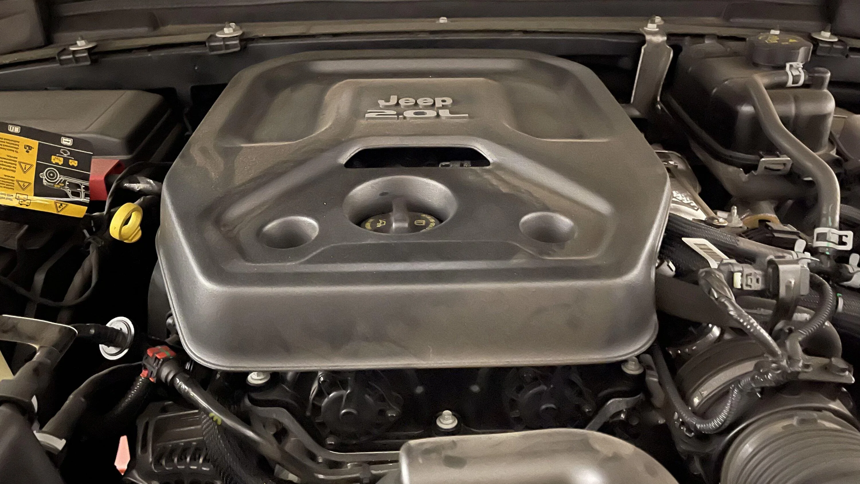 Jeep Gladiator No plastic cover on my 3.6L 6CA5ED91-4E62-4C49-9341-EFDCFDCCE69D