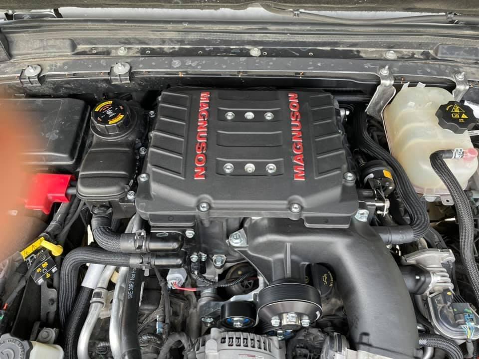 Jeep Gladiator No plastic cover on my 3.6L F17B6AC1-B9CD-48F9-BCBB-0C7BB31BCB4A