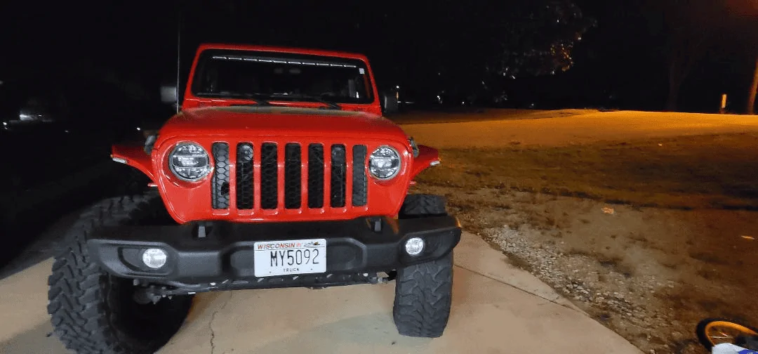 Jeep Gladiator 2020 Sport S Glow Up 1663269778917