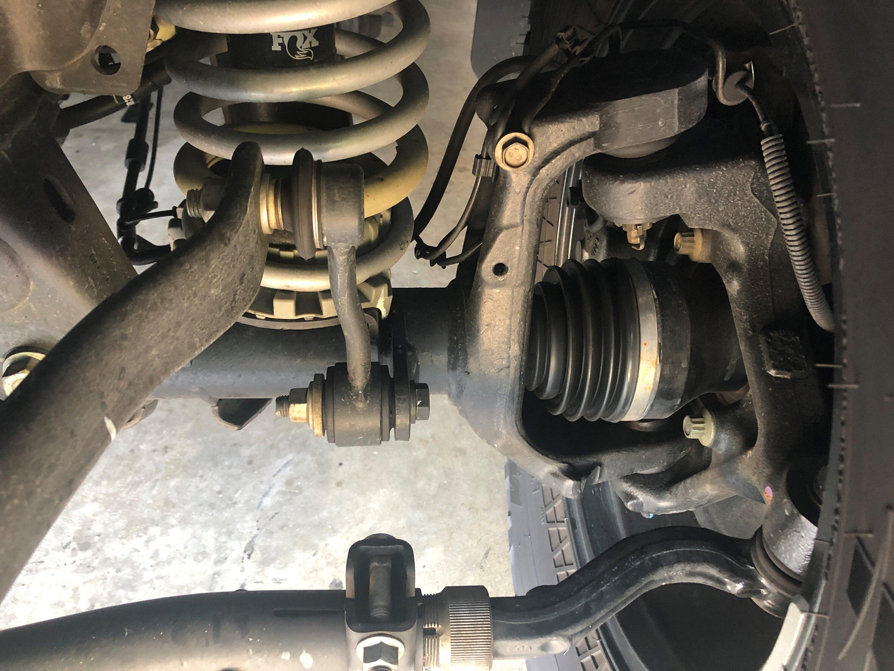 Jeep Gladiator What do you guys use to touch up underneath jeep JT Front Axle 2
